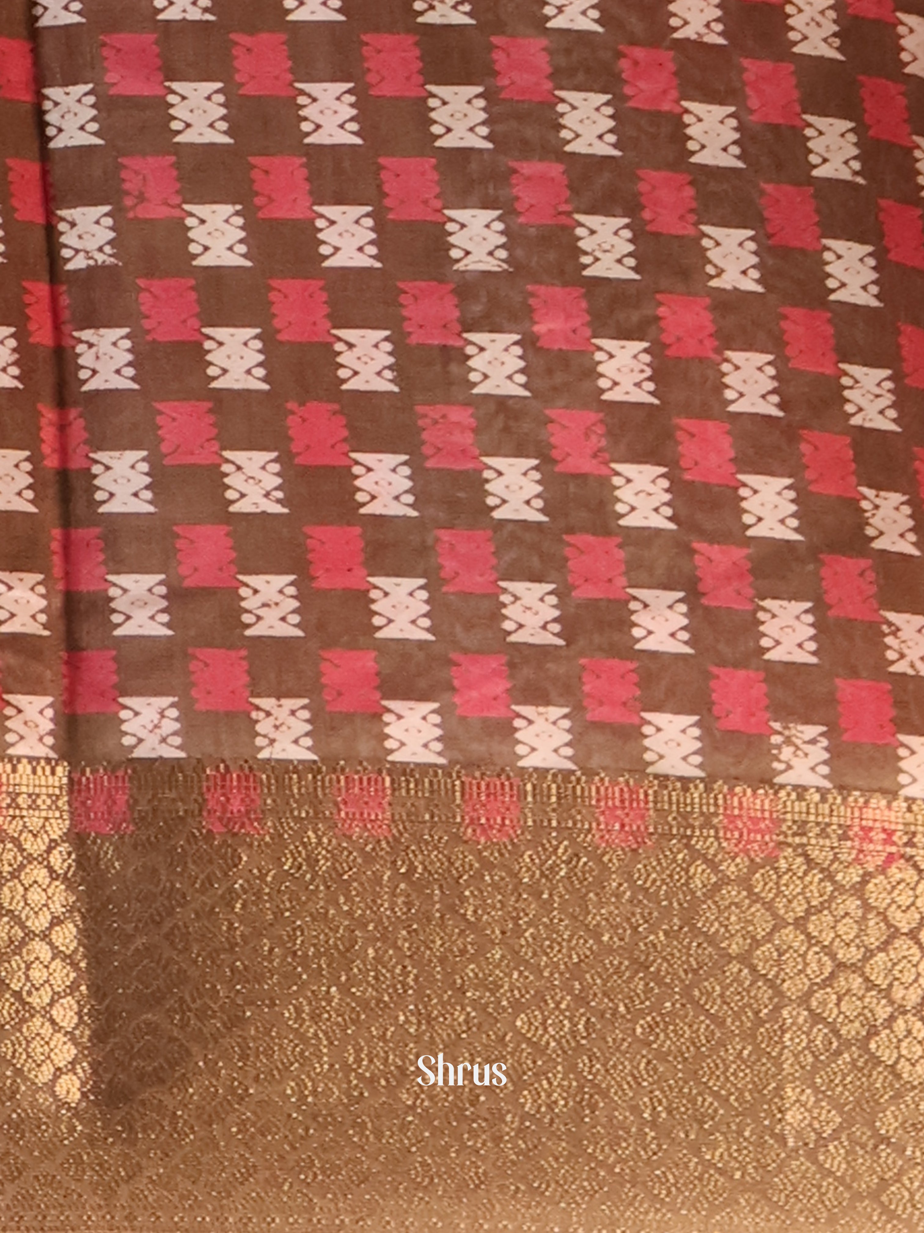 Brown & Red - Semi Crepe Saree