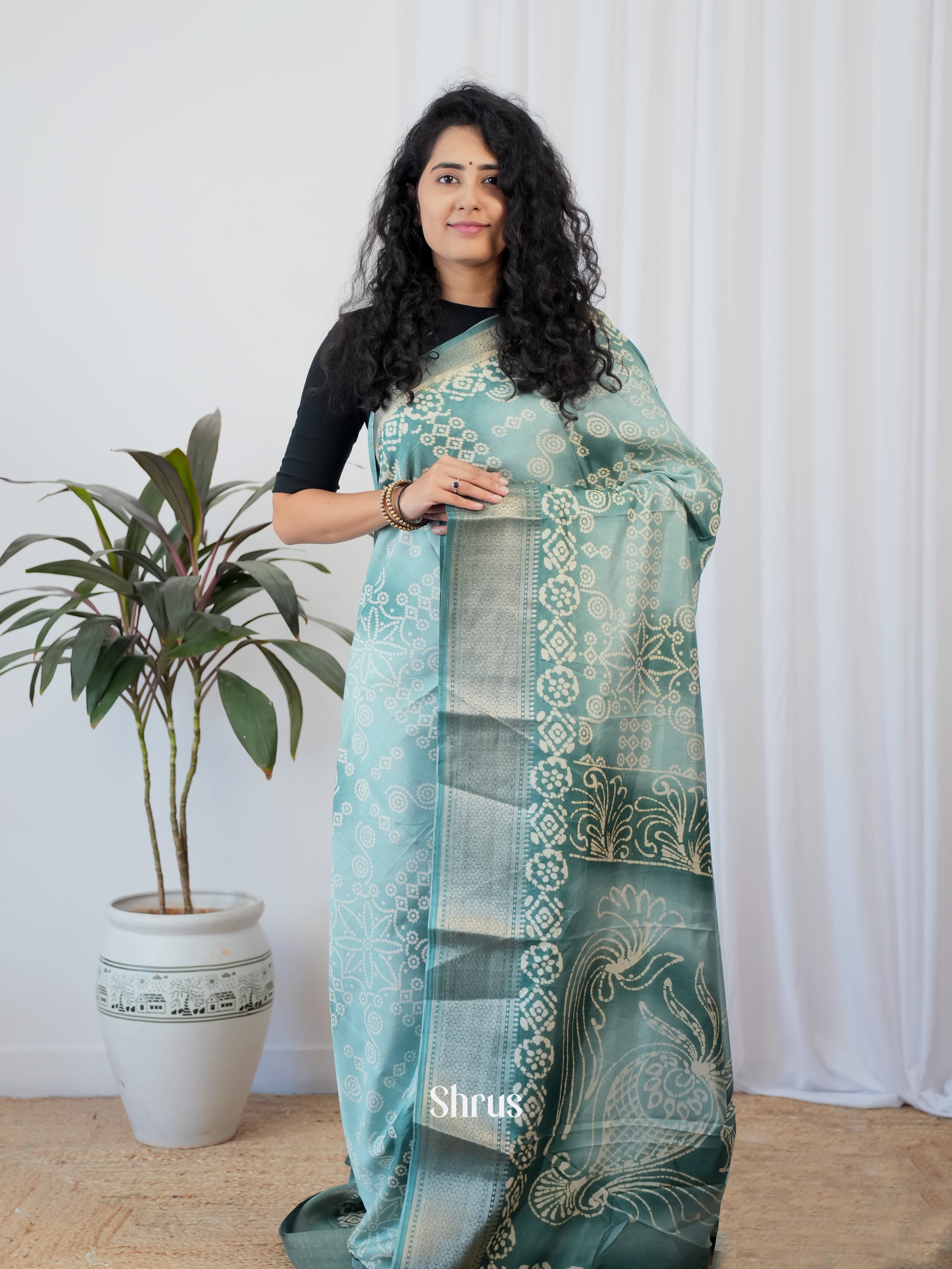 Green - Semi Crepe Saree