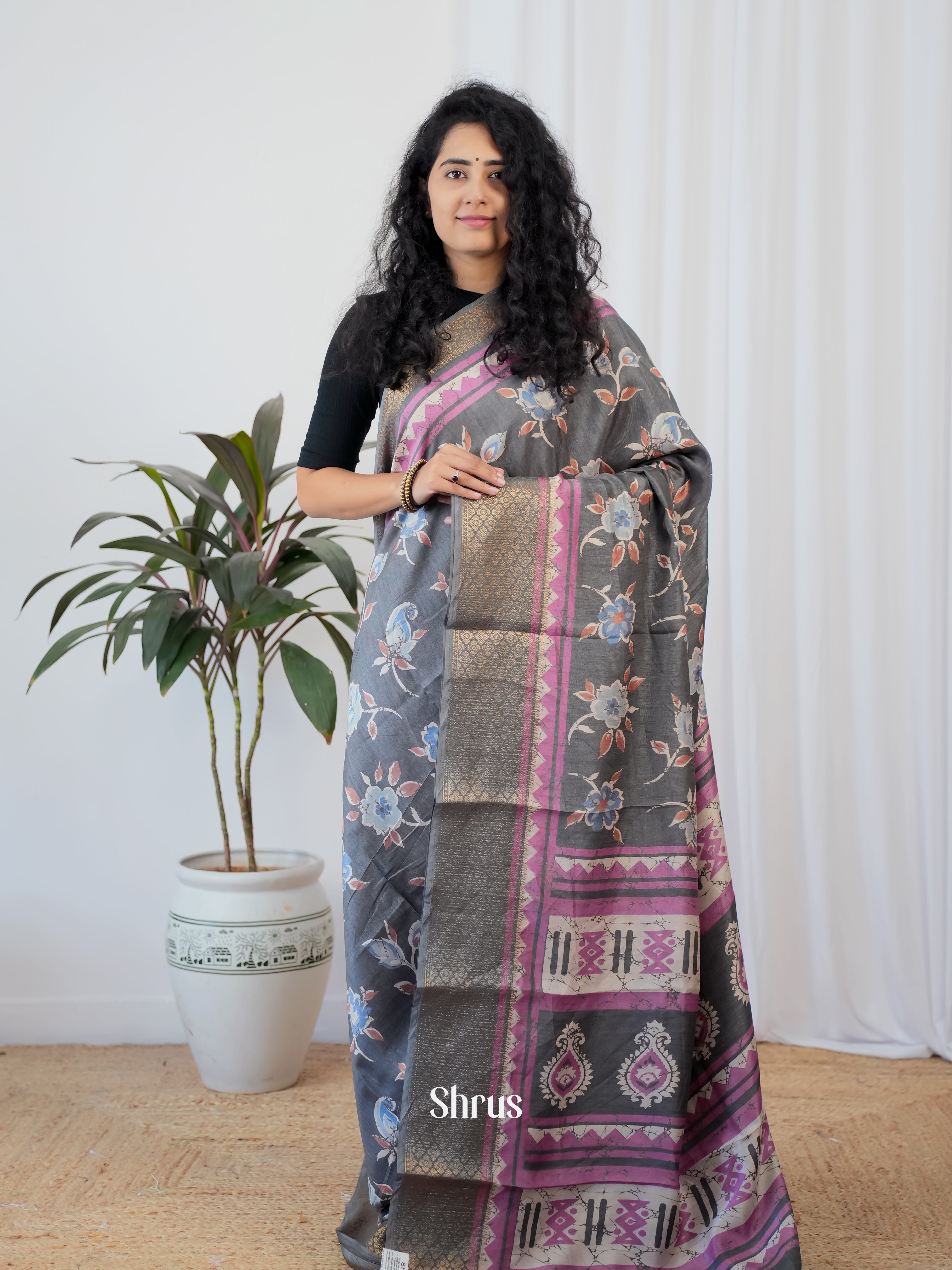 Grey & Pink - Semi Crepe Saree