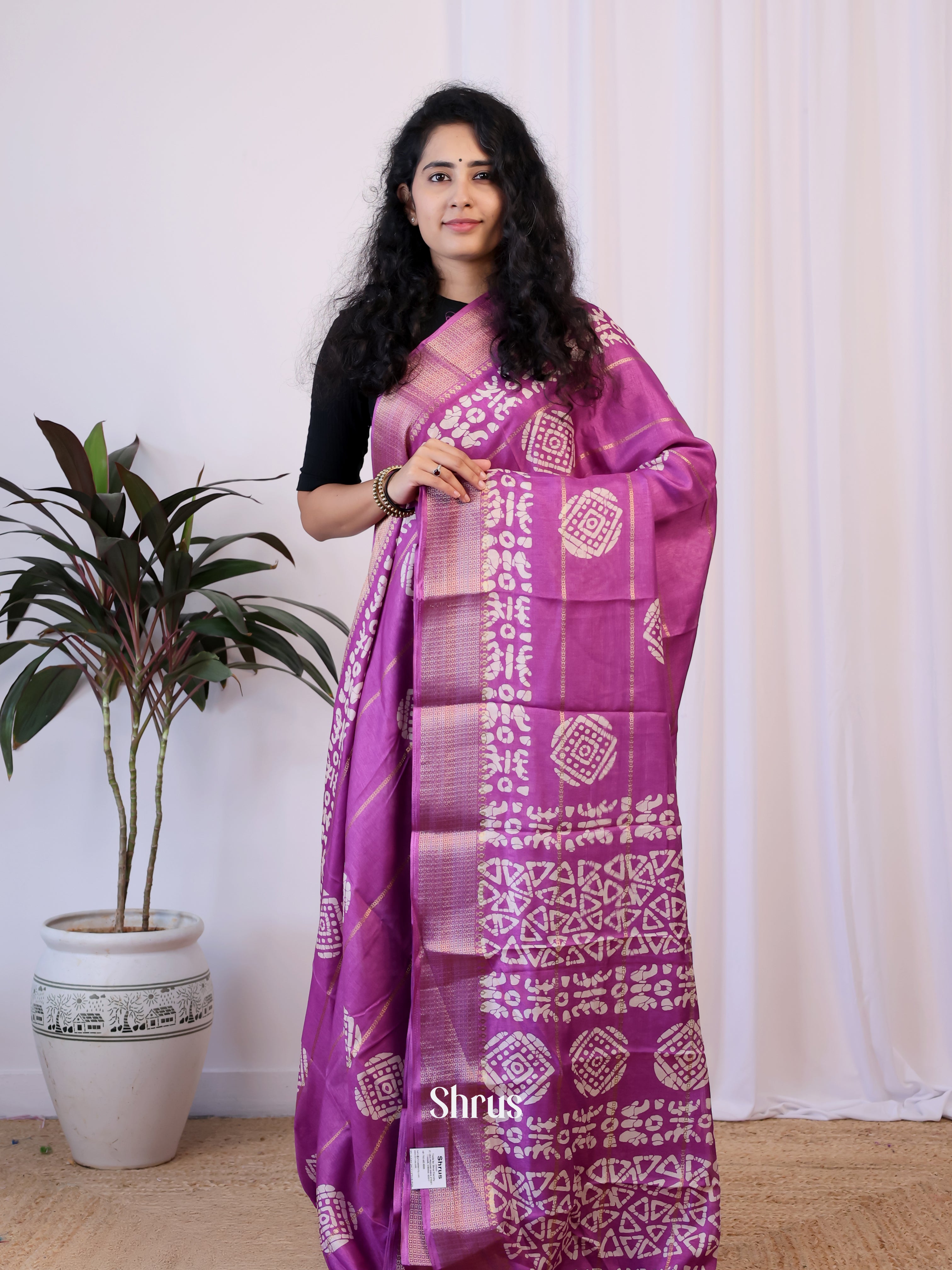 CIS21200 - Semi Crepe Saree