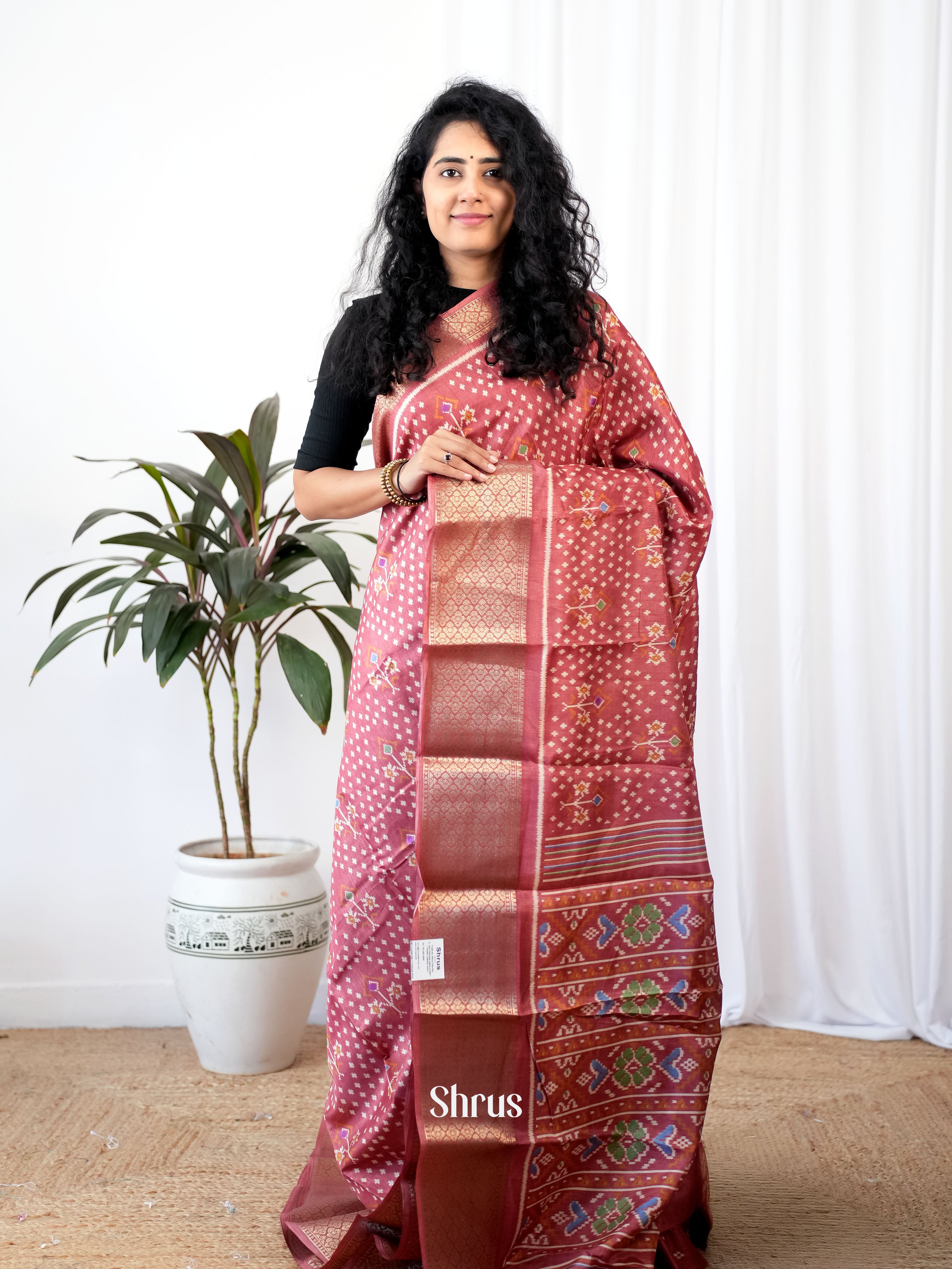 Brown - Semi Crepe Saree