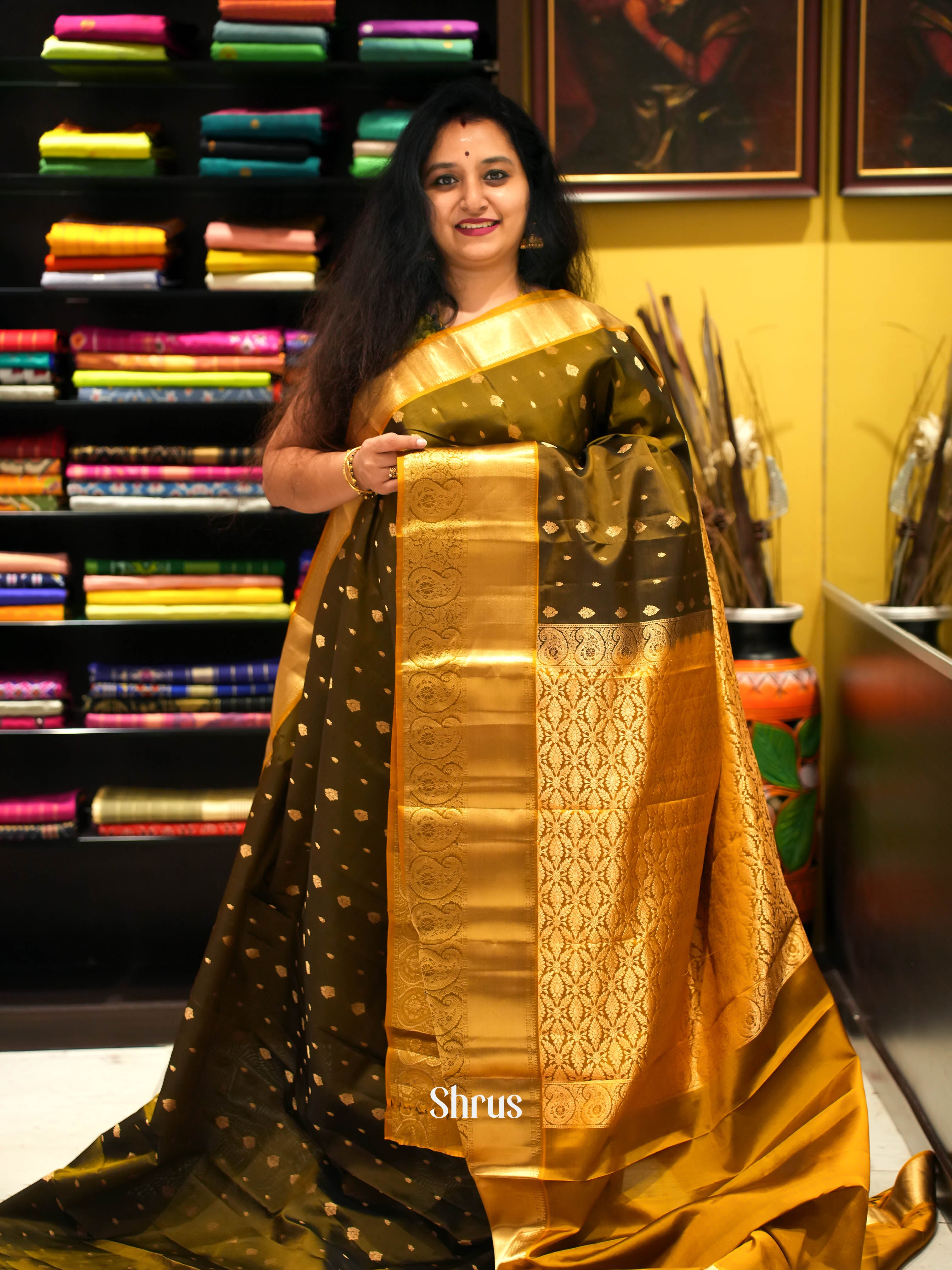 Mehandi & Mustard - Kanchipuram silk Saree