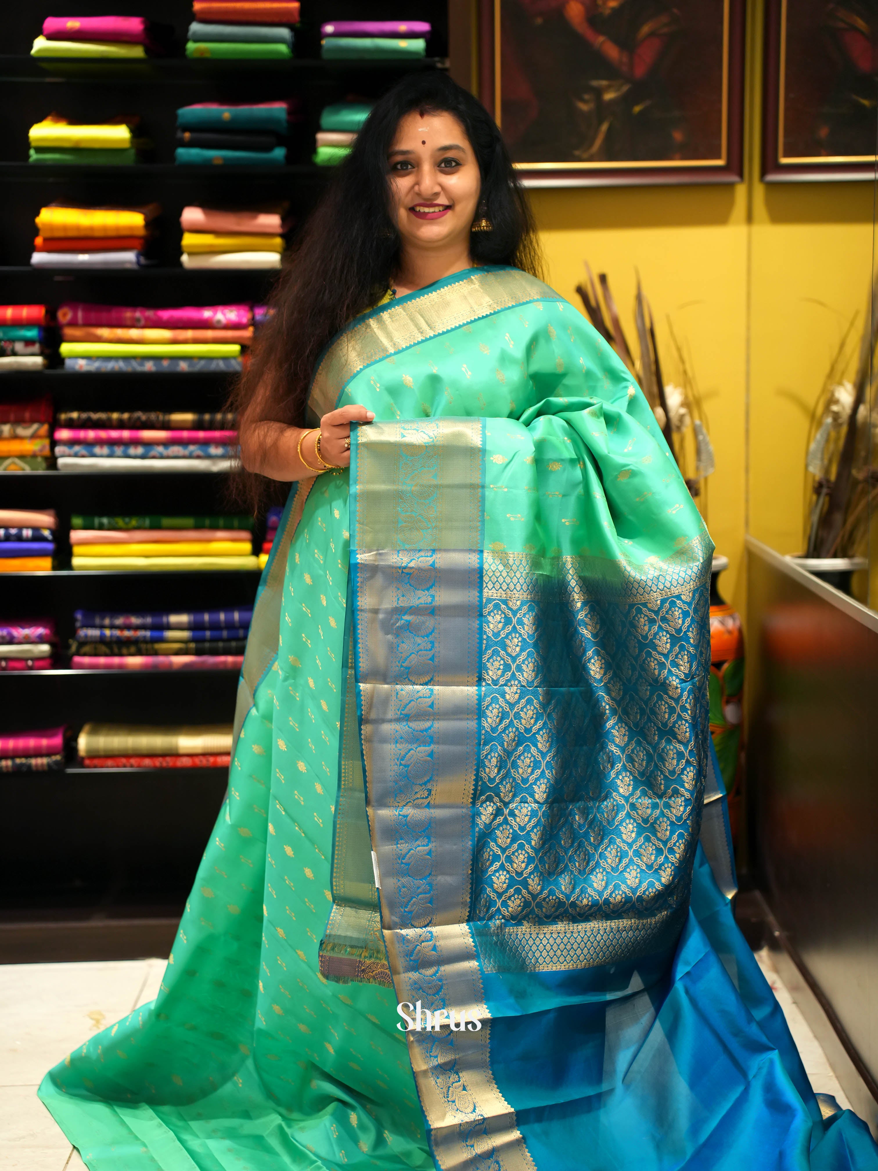 CIS23071 - Kanchipuram silk Saree