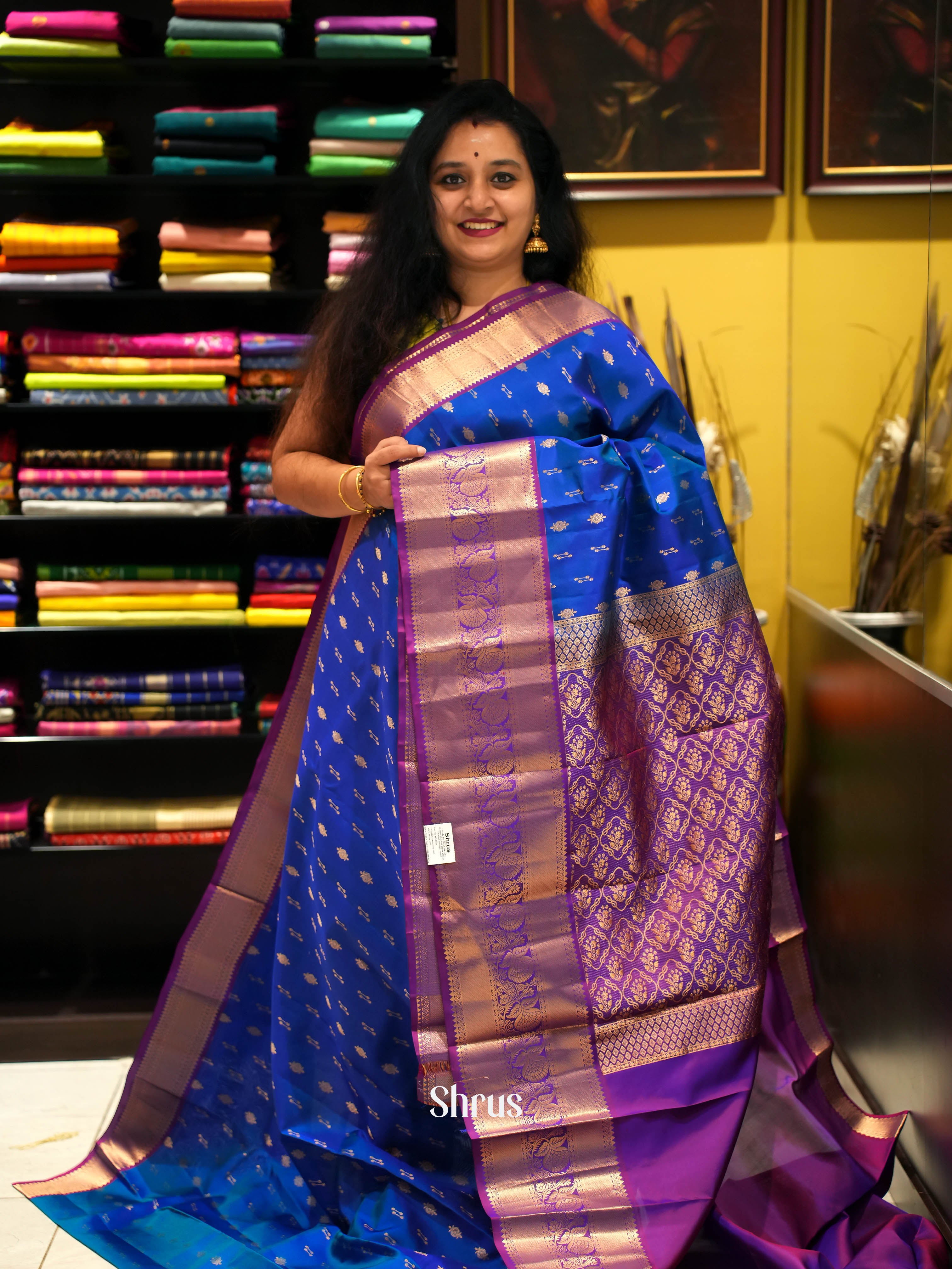 CIS23078 - Kanchipuram silk Saree