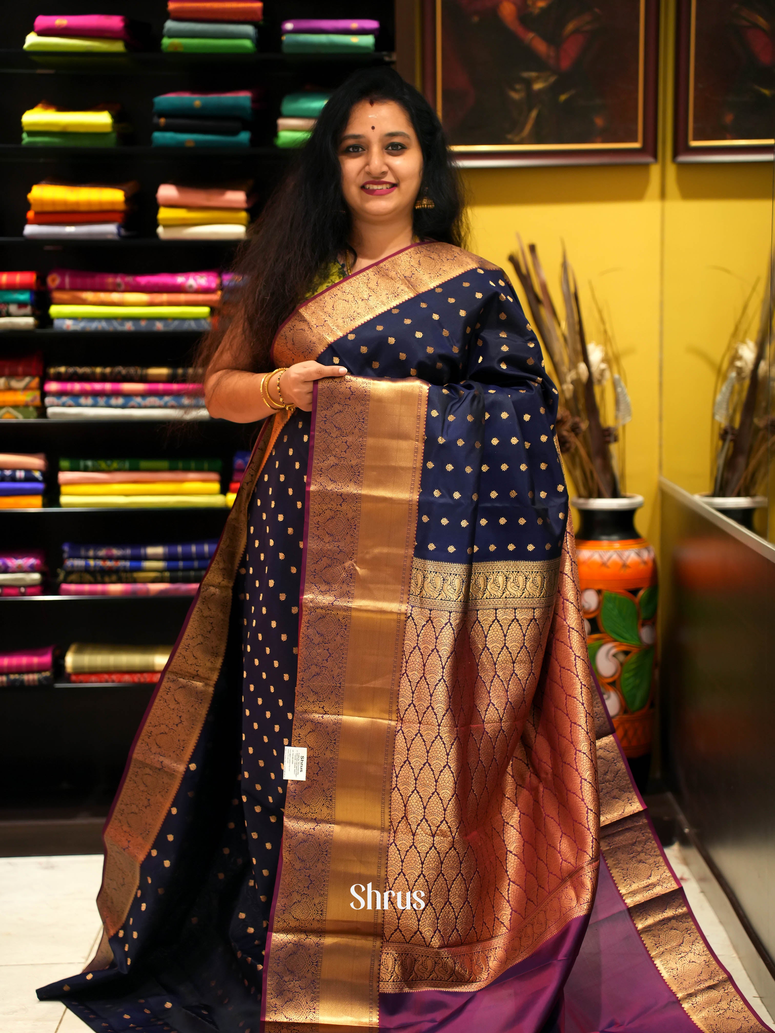 CIS23090 - Kanchipuram silk Saree