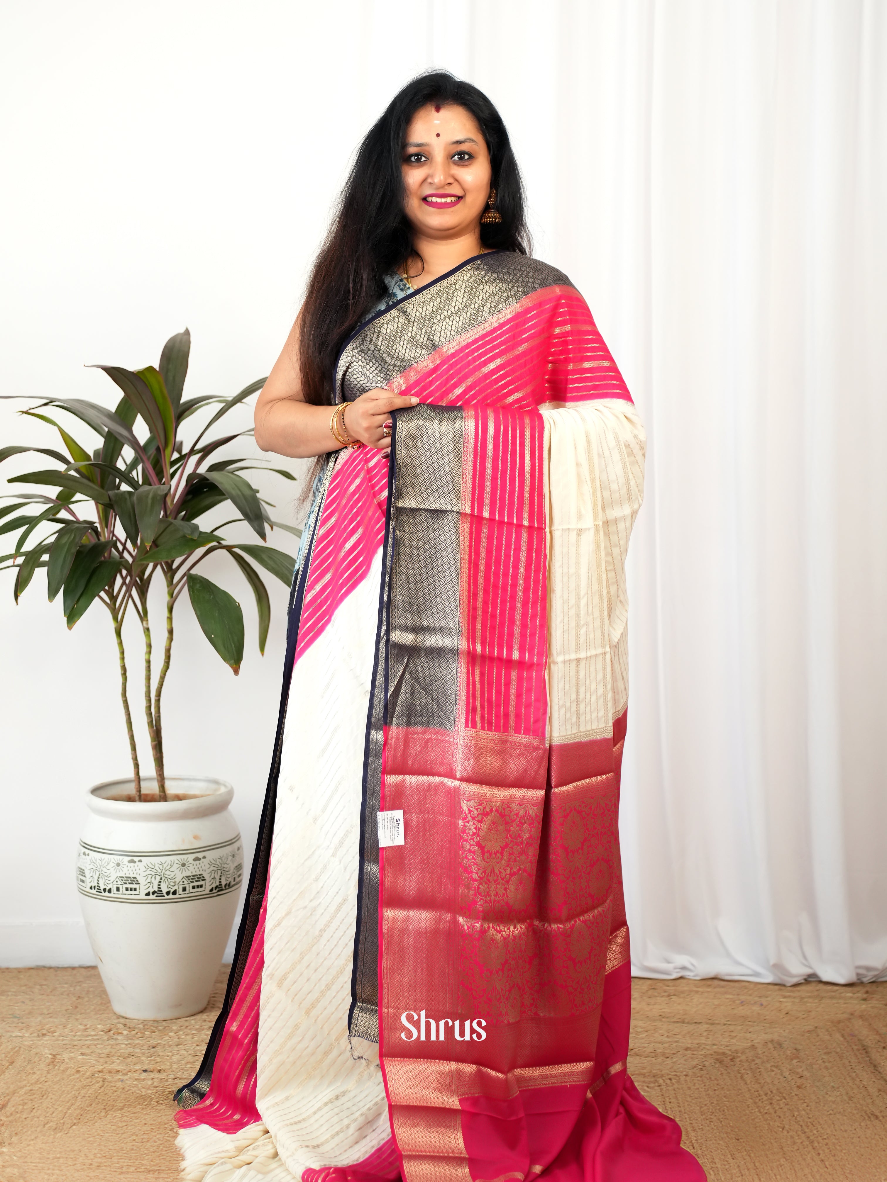 Cream & Pink - Mysoresilk-halfpure Saree