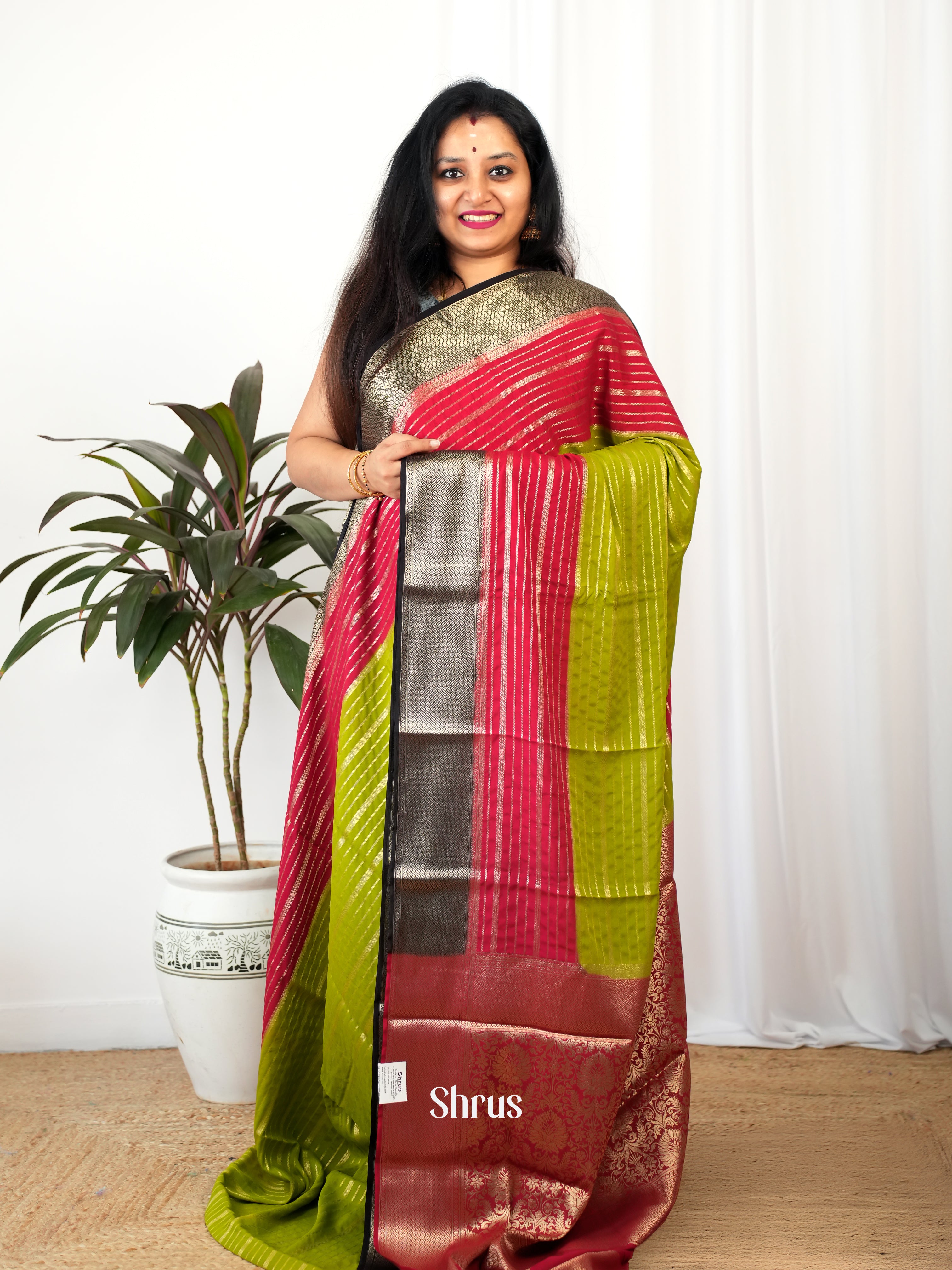 Green & Red - Mysoresilk-halfpure Saree