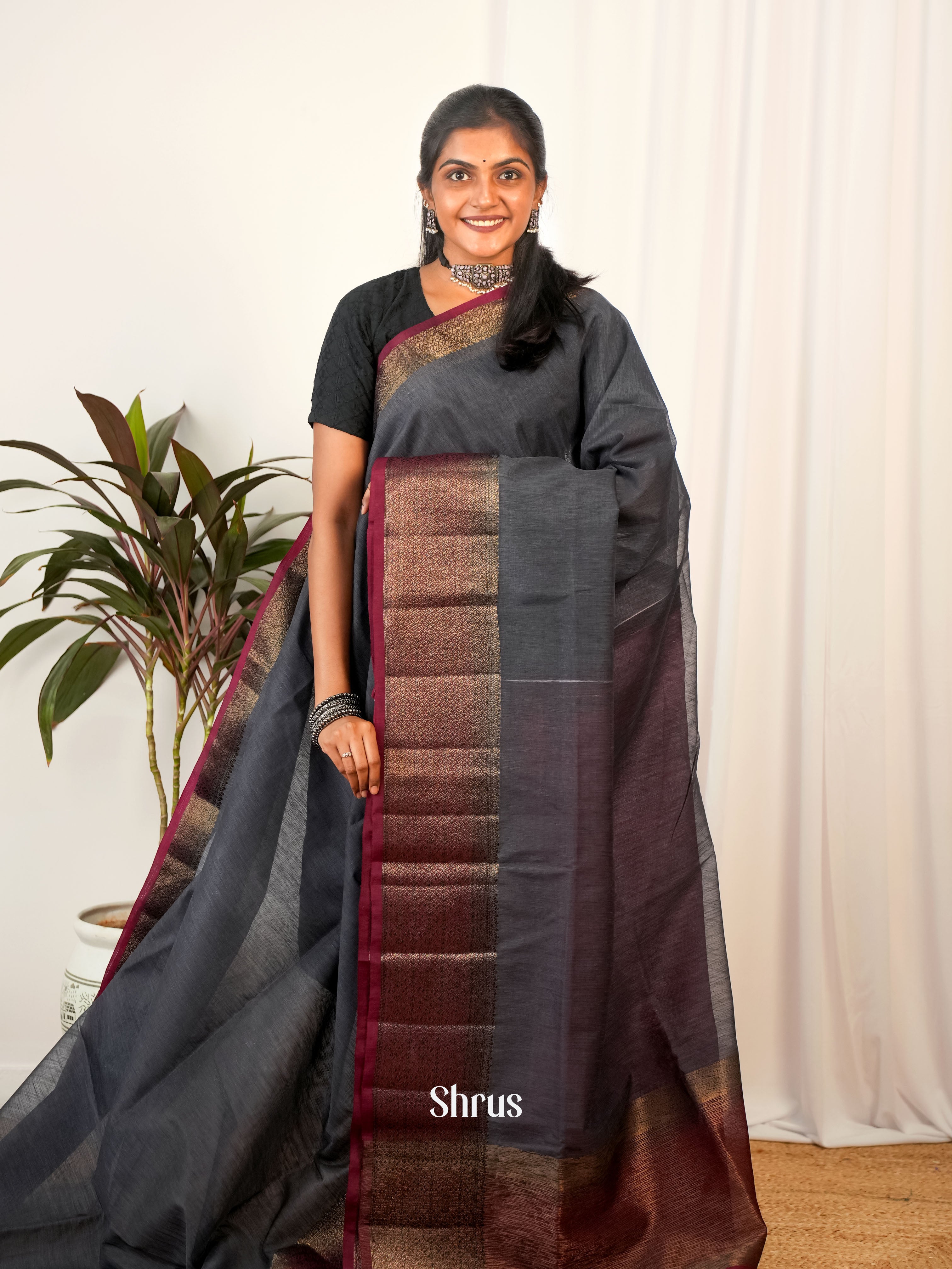 Grey & Maroon- Semi Jute Saree