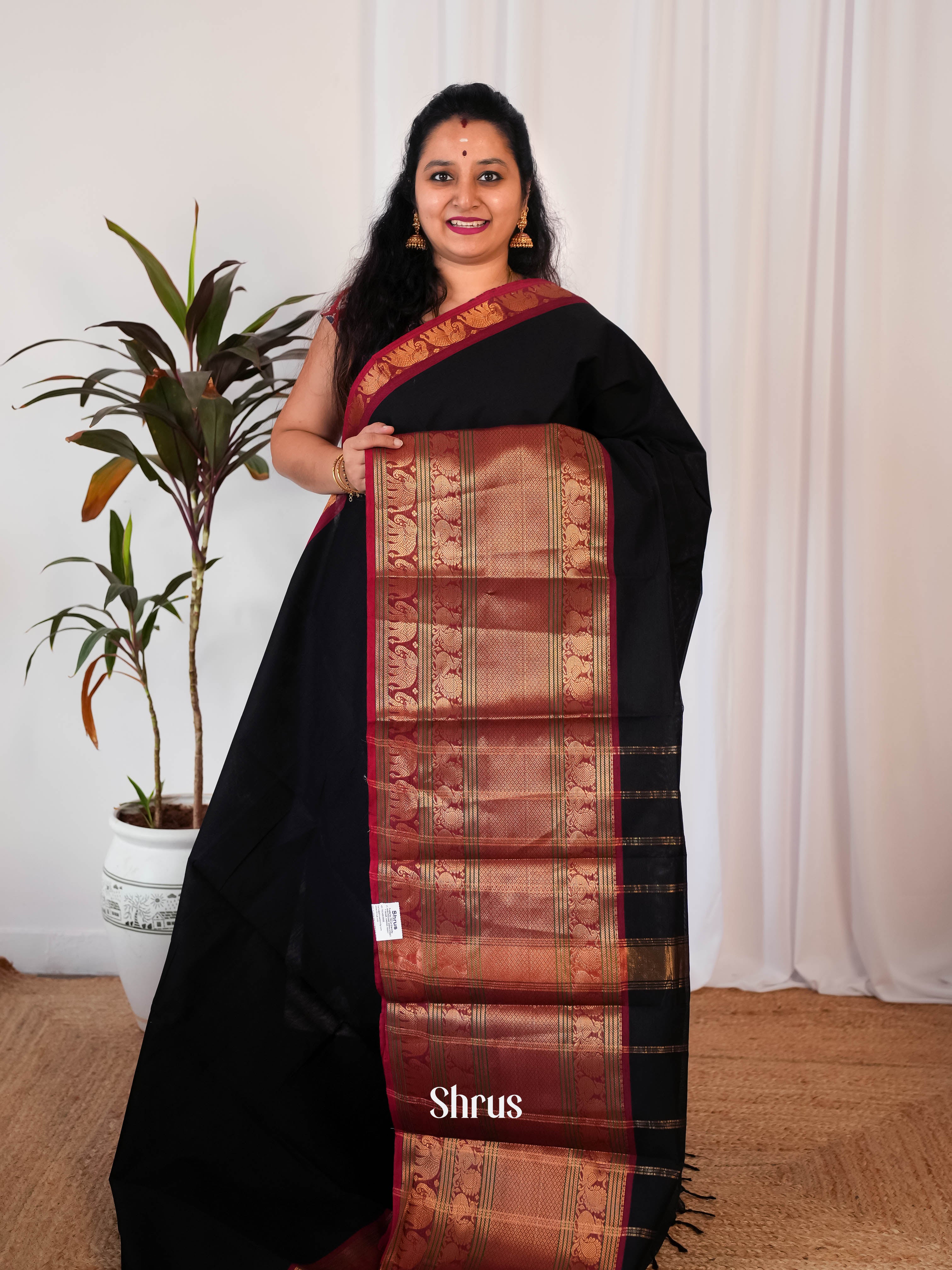 Black & Maroon - Narayanpet Cotton &nbsp;Saree