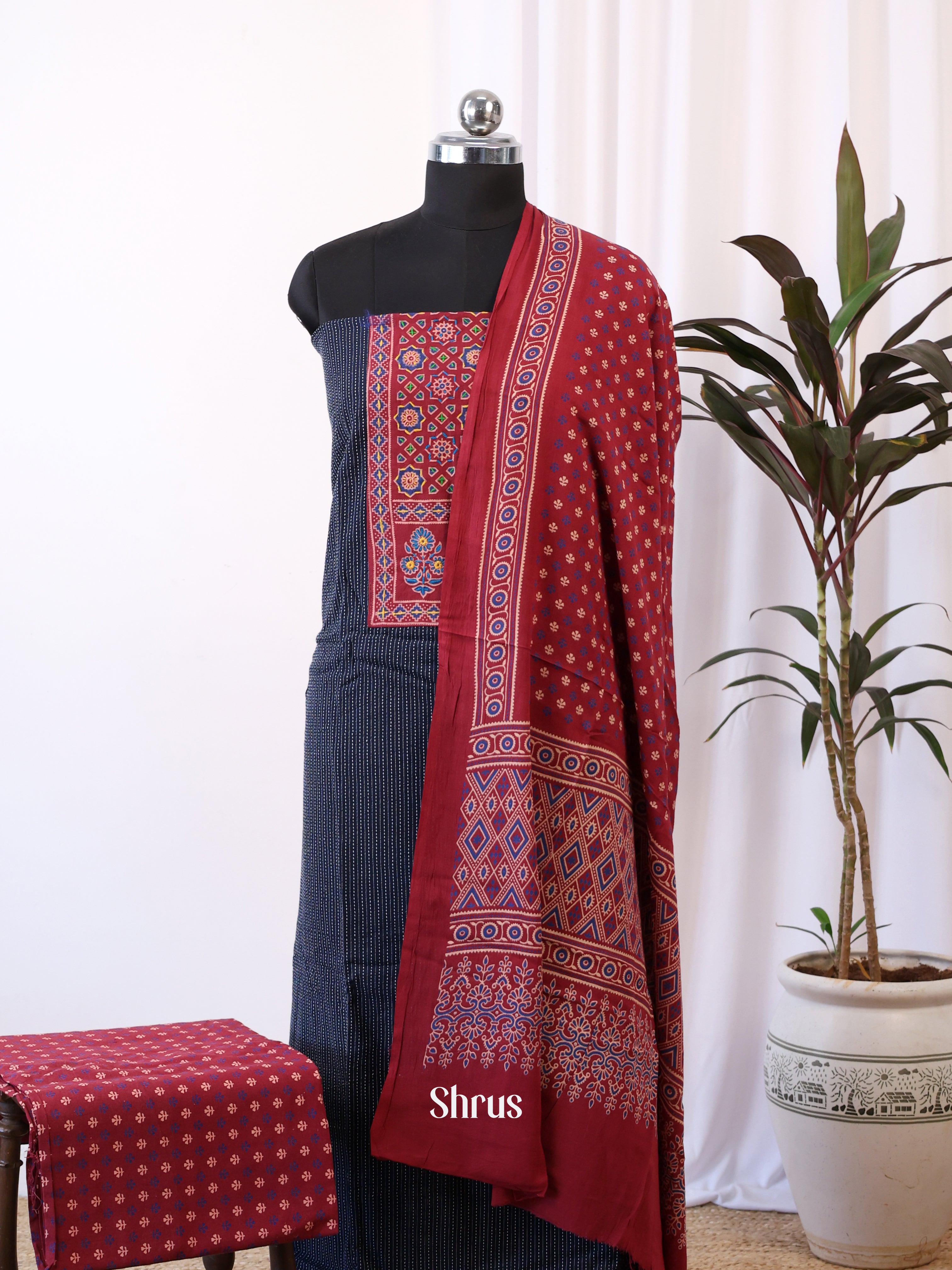 CIS27244 - Ajrakh Salwar