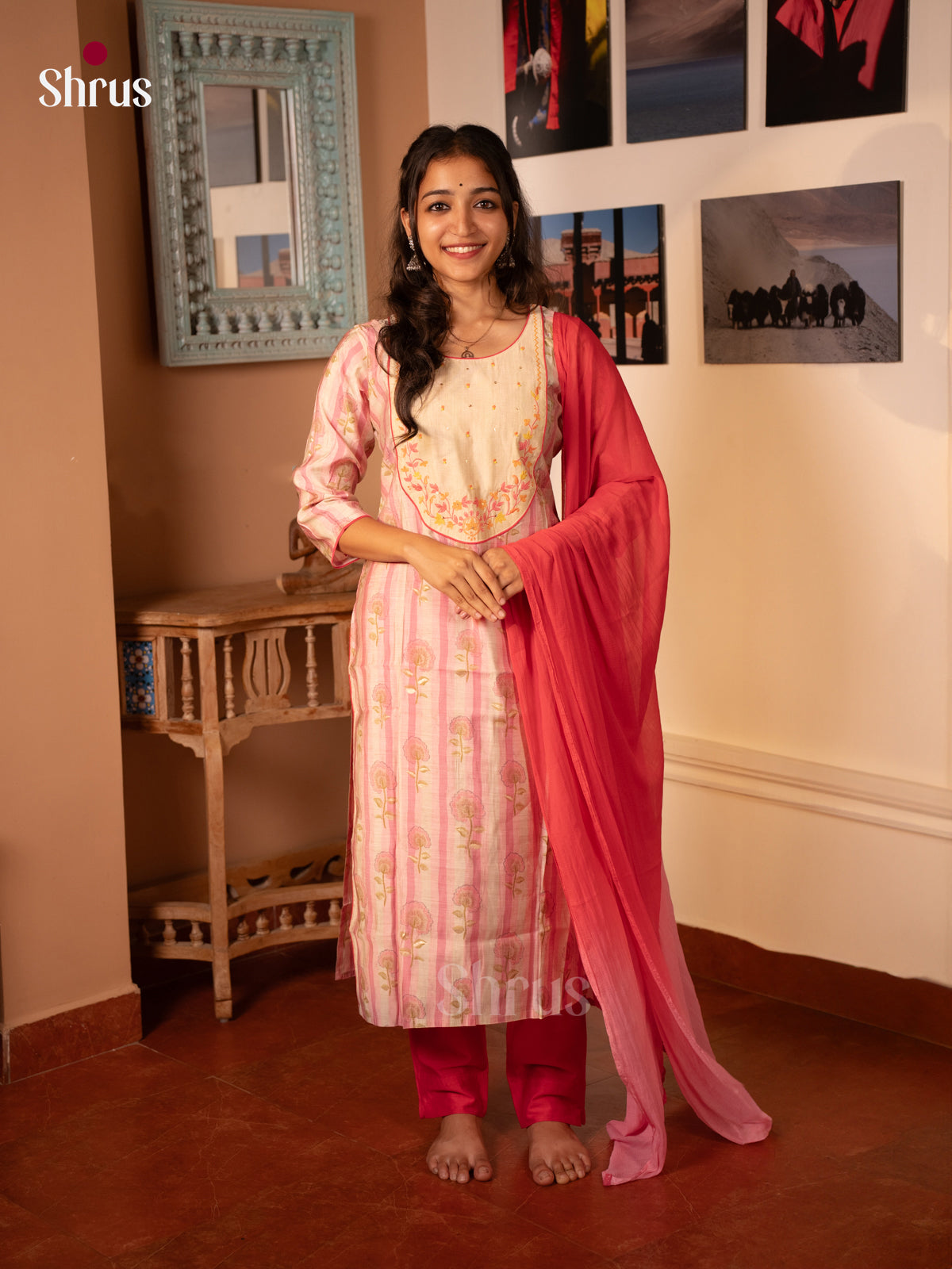 Cream & Pink - 3pc Readymade Suits