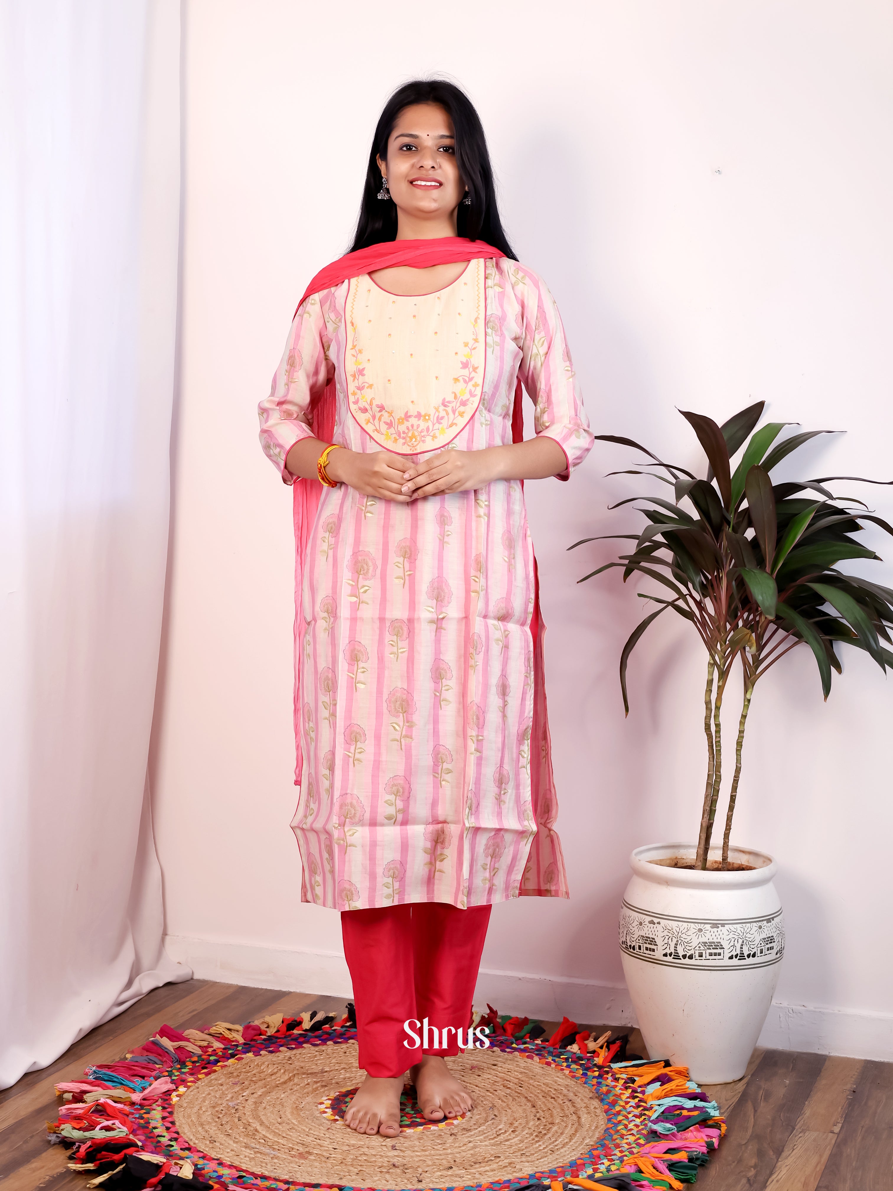 Cream & Pink - 3pc Readymade Suits