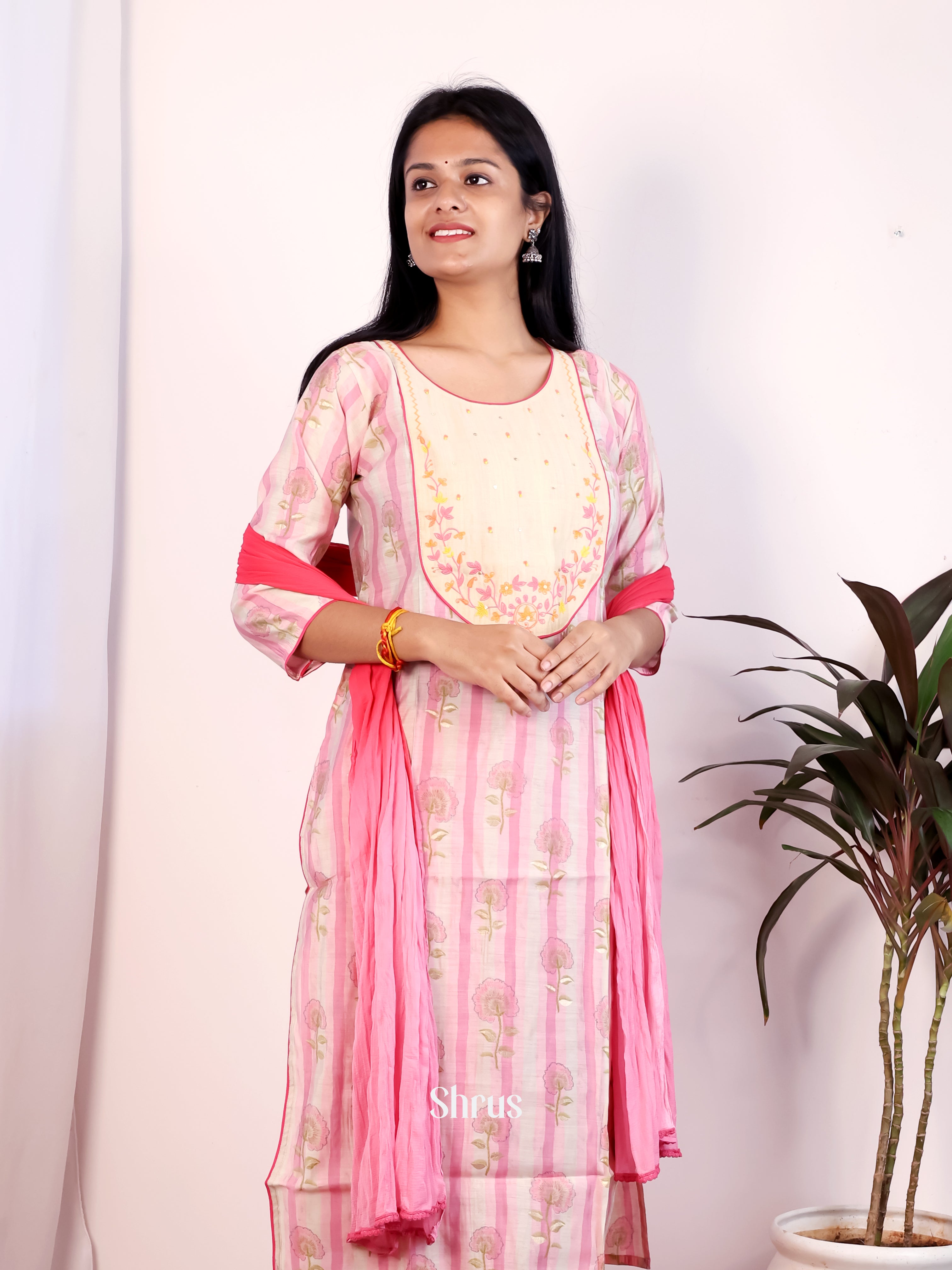 Cream & Pink - 3pc Readymade Suits