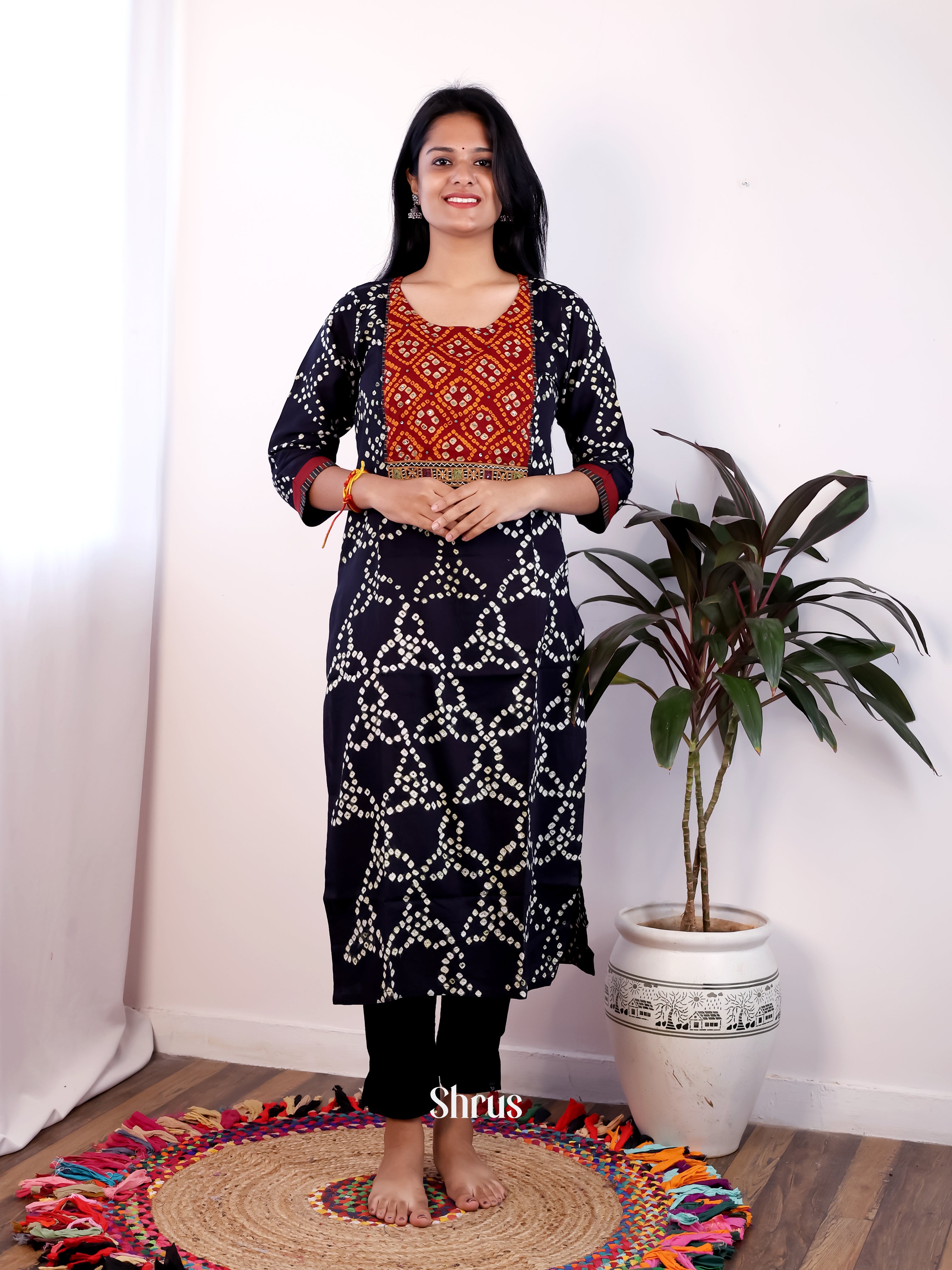 Black & Red - Readymade kurti