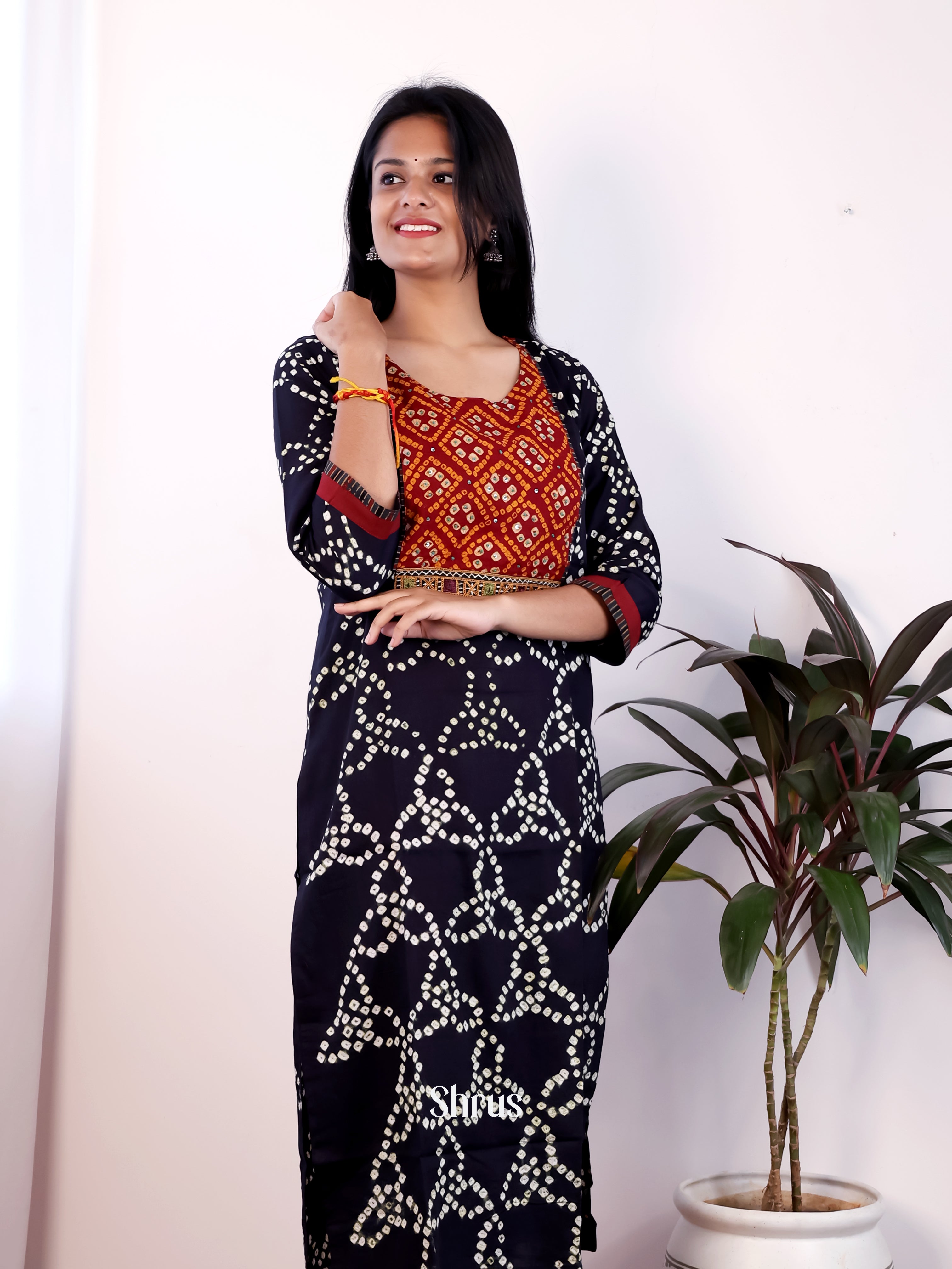 Black & Red - Readymade kurti