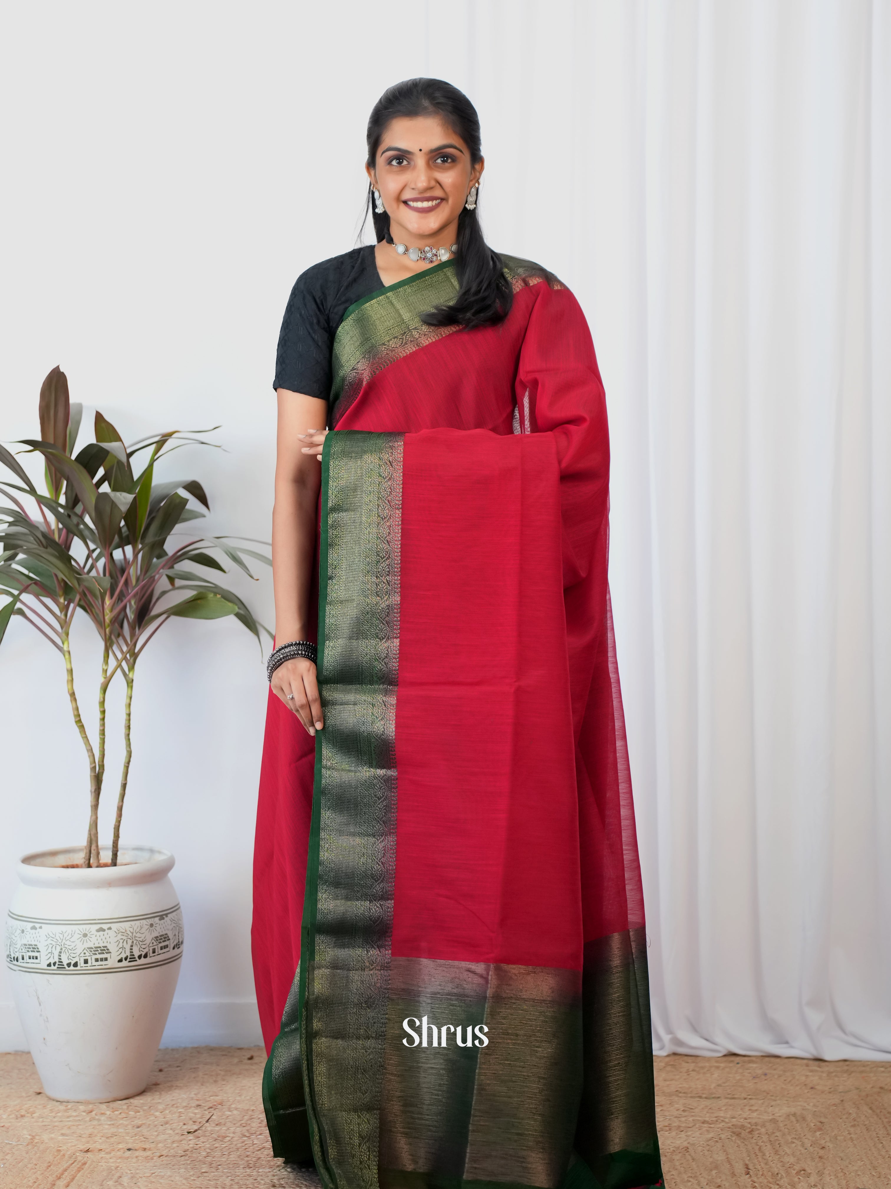 Red  & Green - Semi Jute Saree