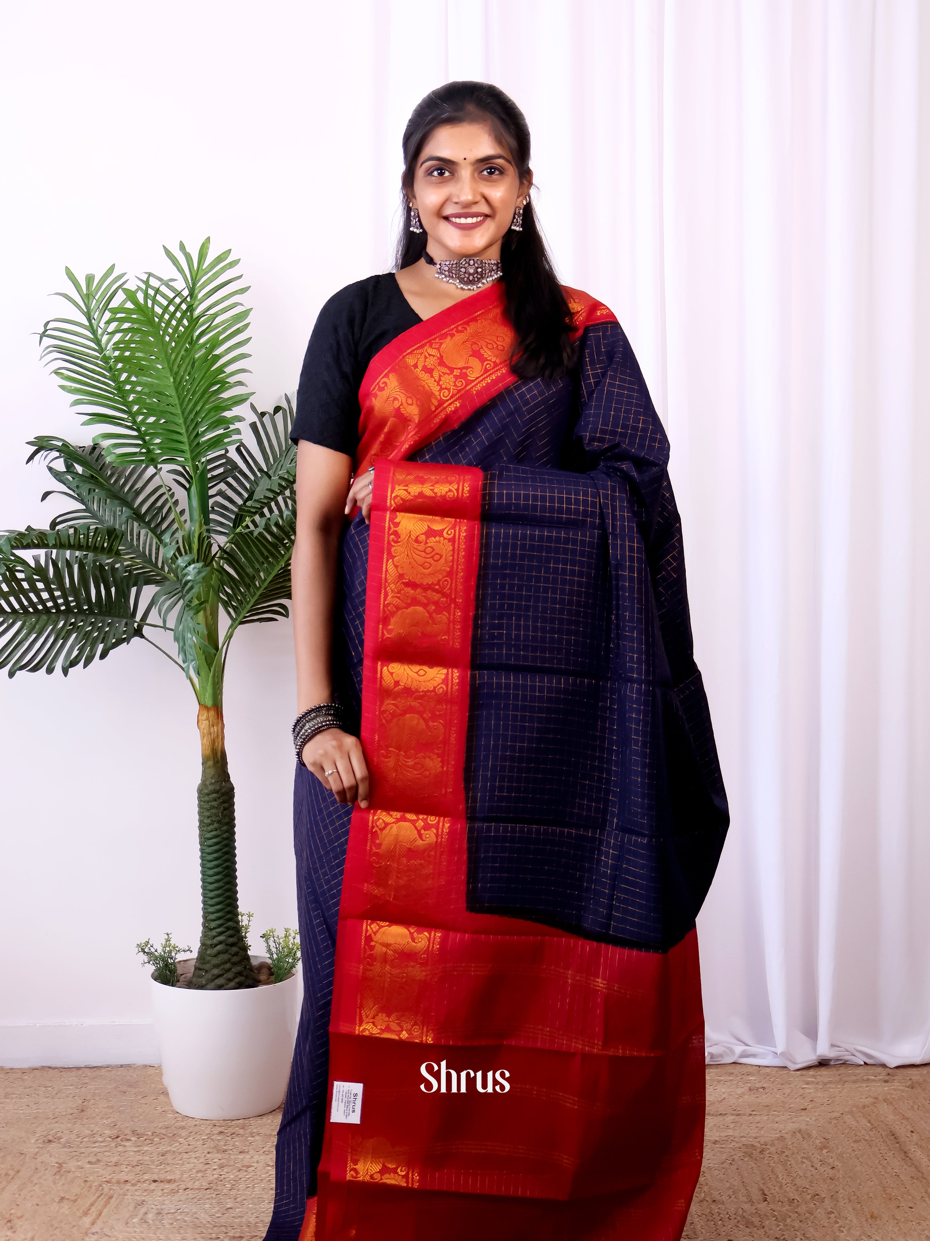 Violet & Red - Sungudi Cotton Saree