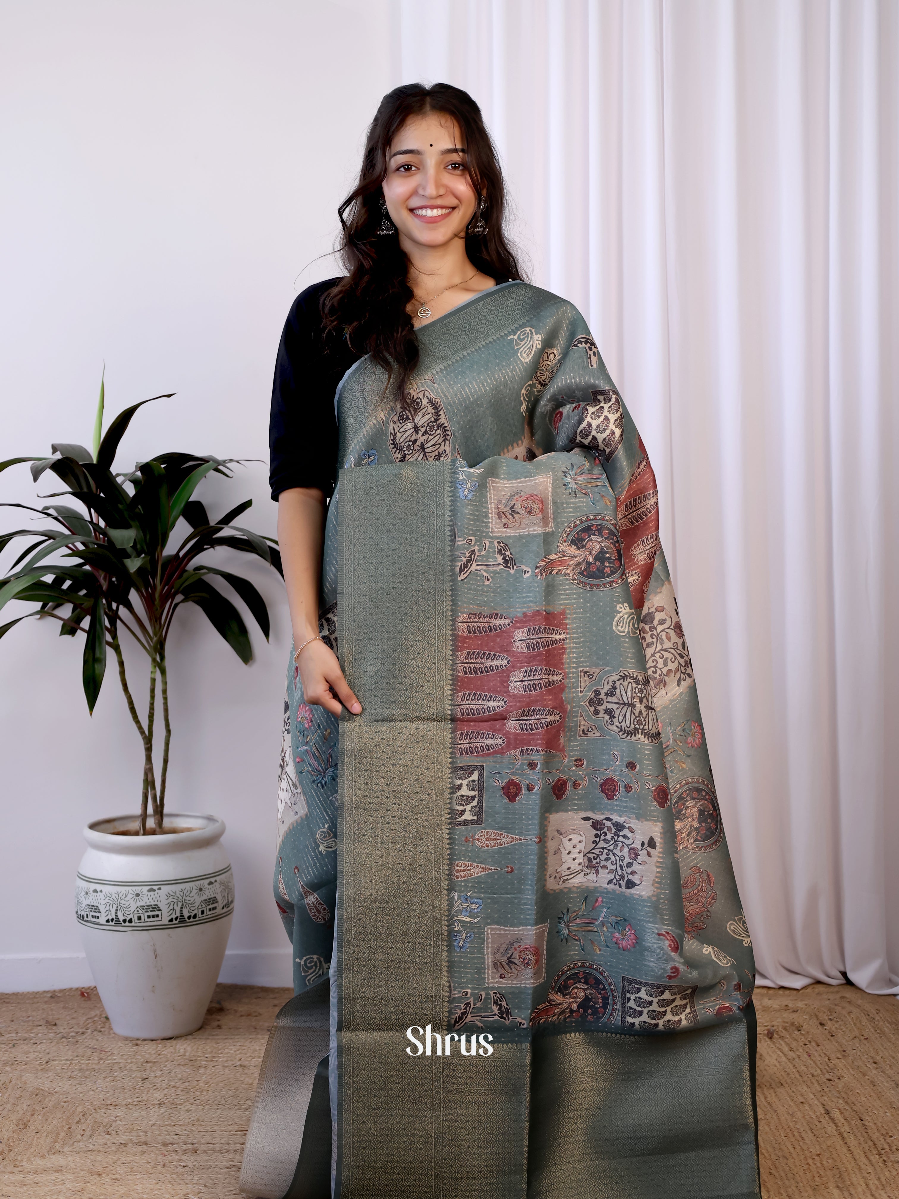 Grey- Semi Jute Saree