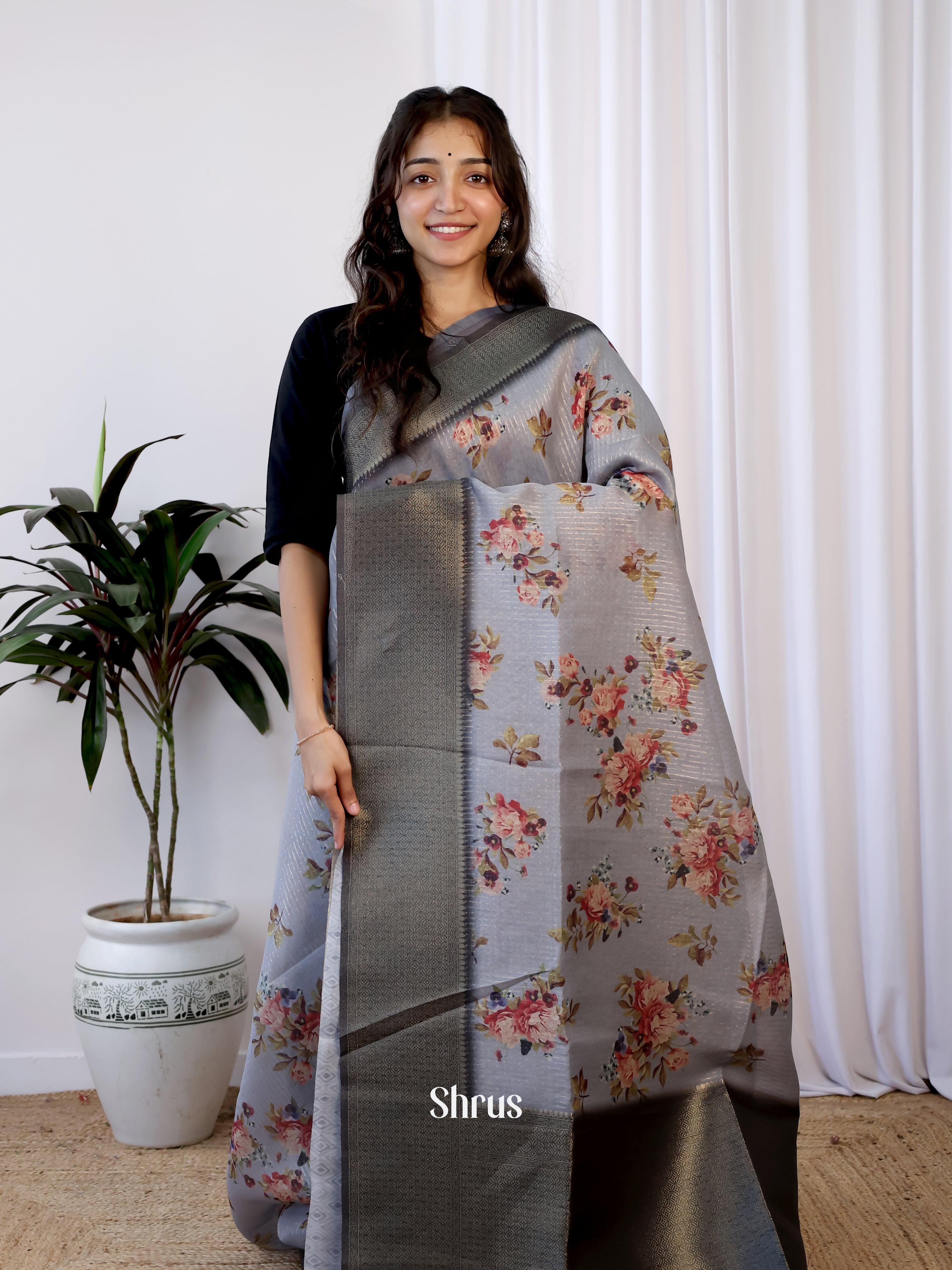 Grey- Semi Jute Saree