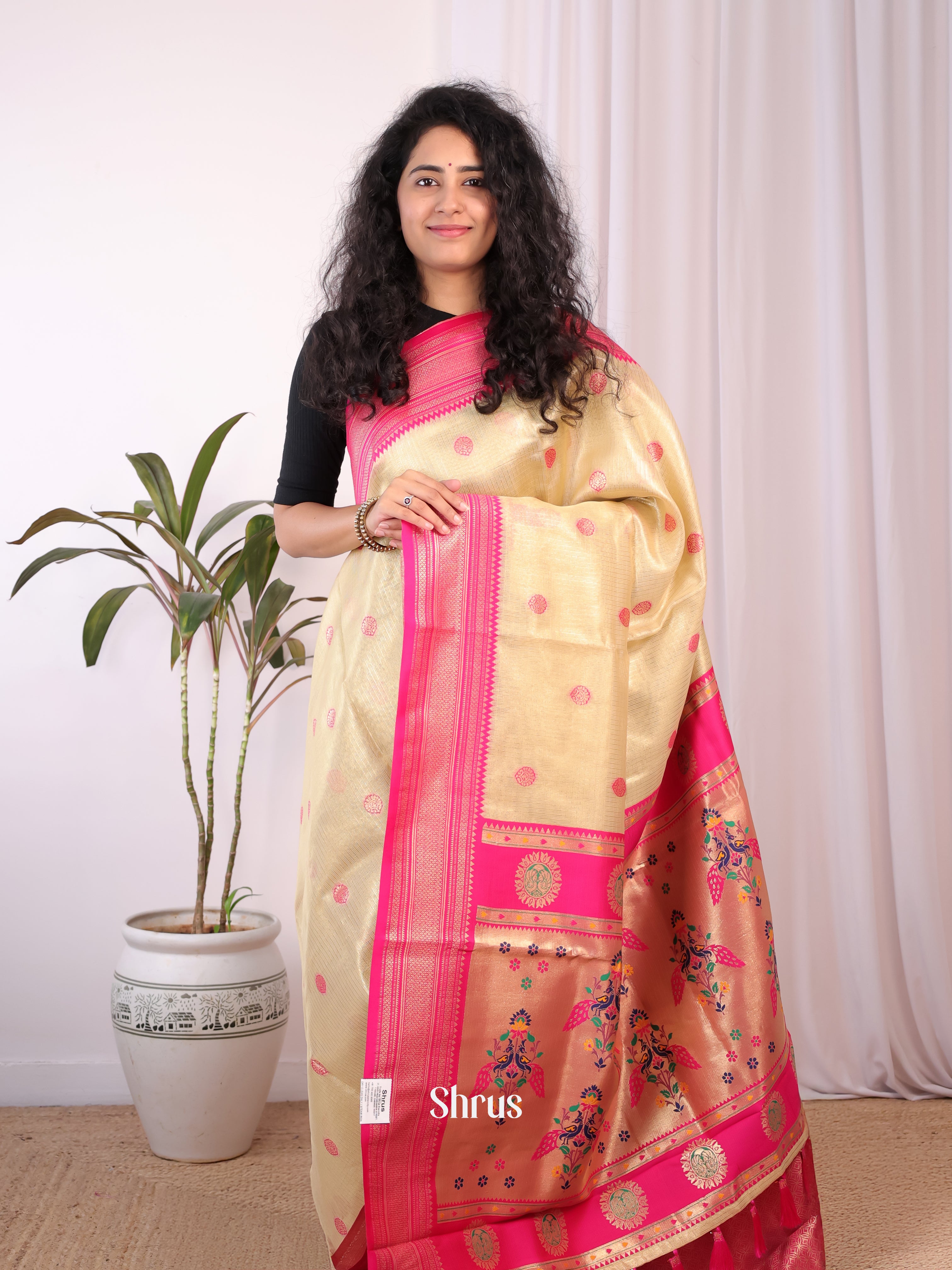 CIS30202 - Banarasi kota Saree - Shop on Shrus.com