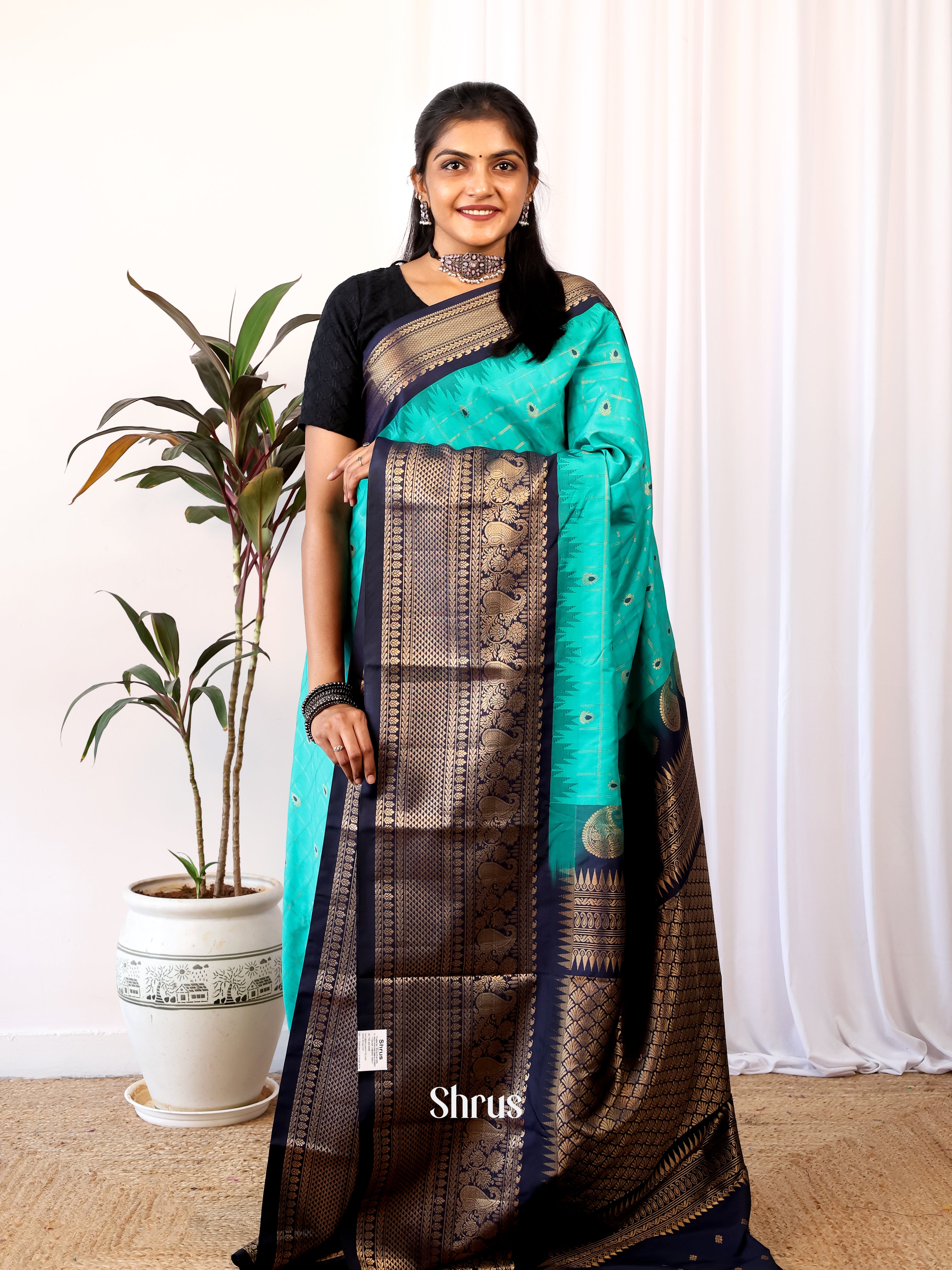 CJS02565 - Gadwal halfpure Saree - Shop on Shrus.com