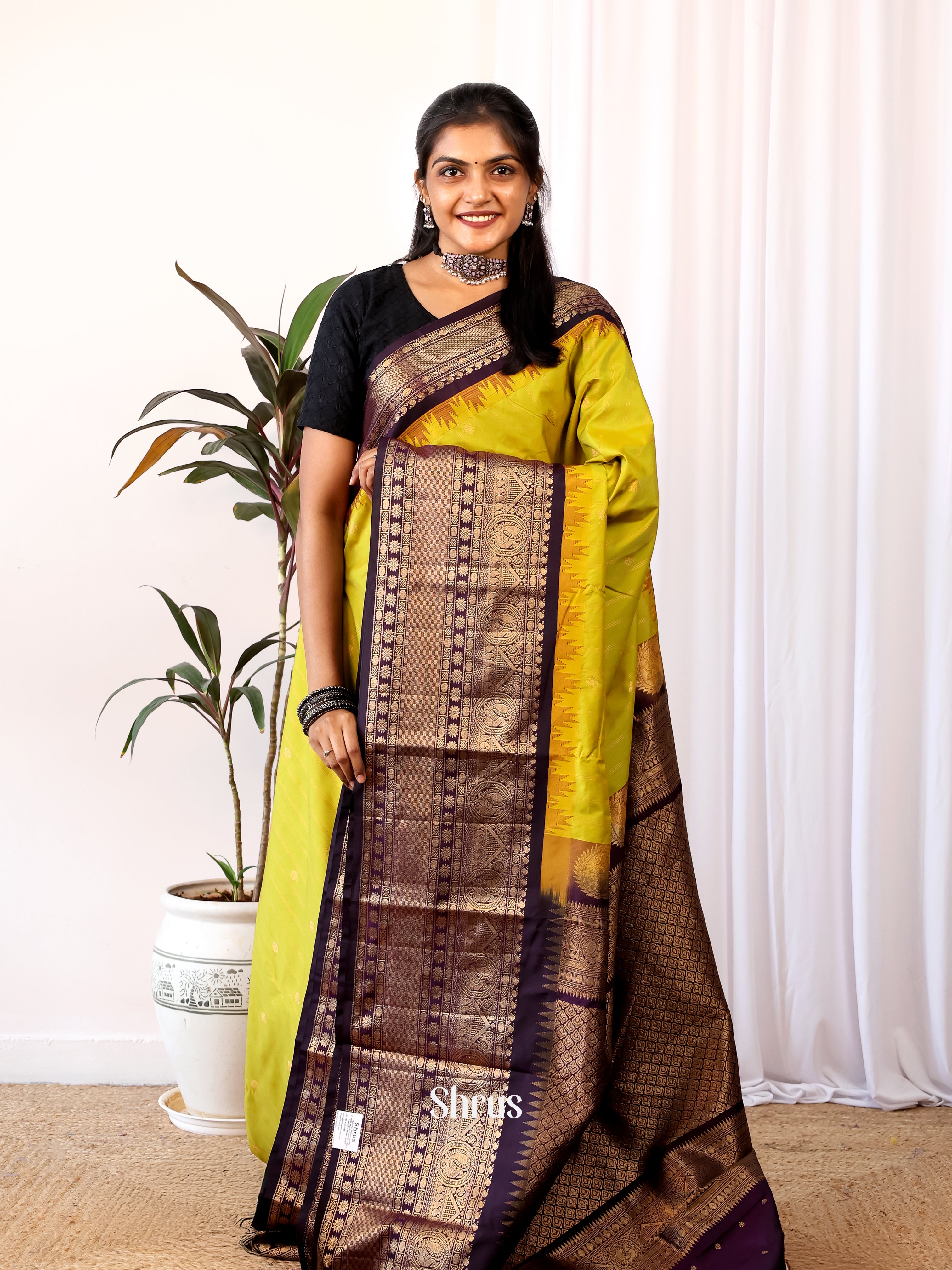 CJS02582 - Gadwal halfpure Saree - Shop on Shrus.com