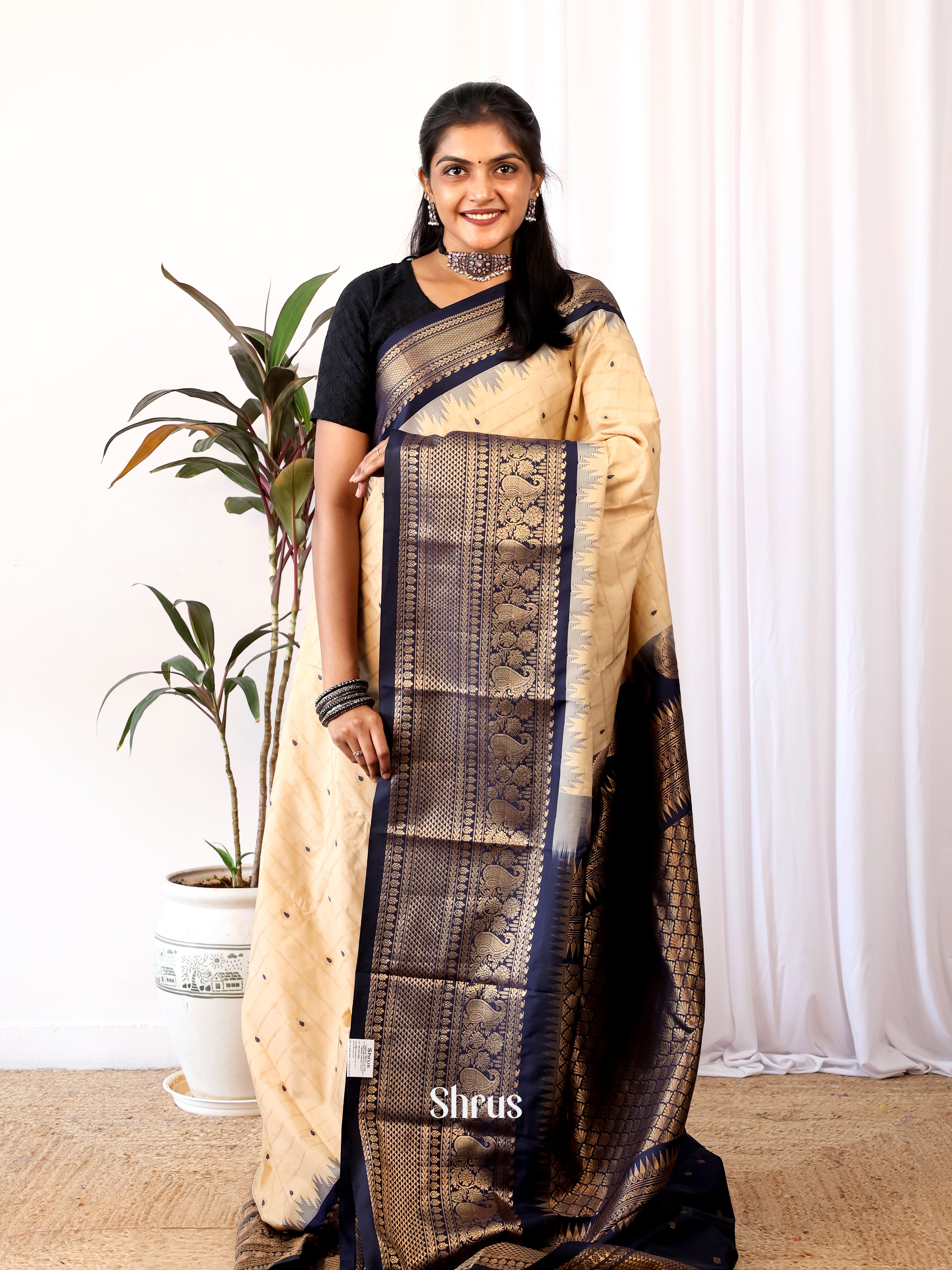 CJS02588 - Gadwal halfpure Saree - Shop on Shrus.com