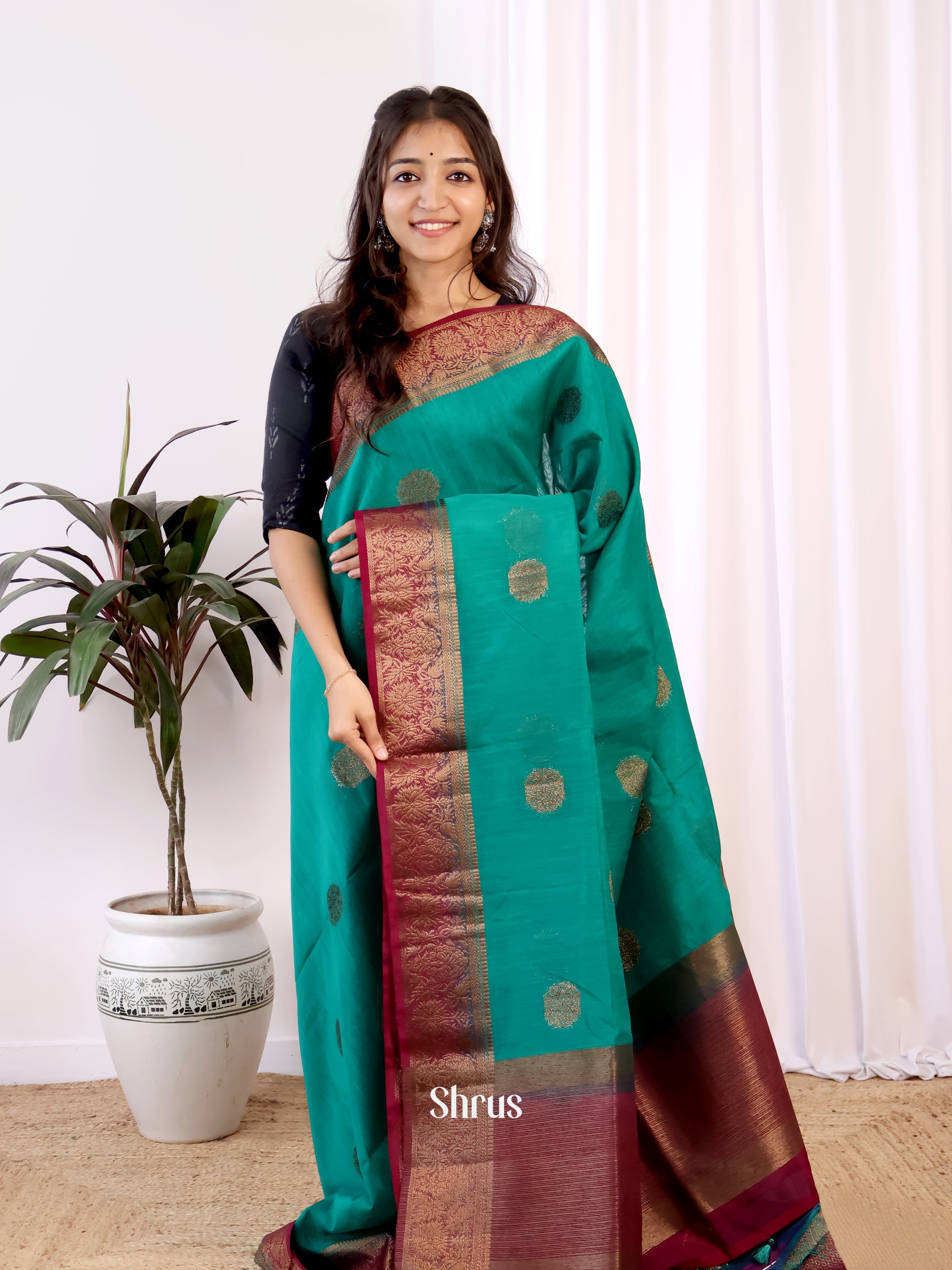 Green & Maroon - Semi Jute Saree - Shop on Shrus.com