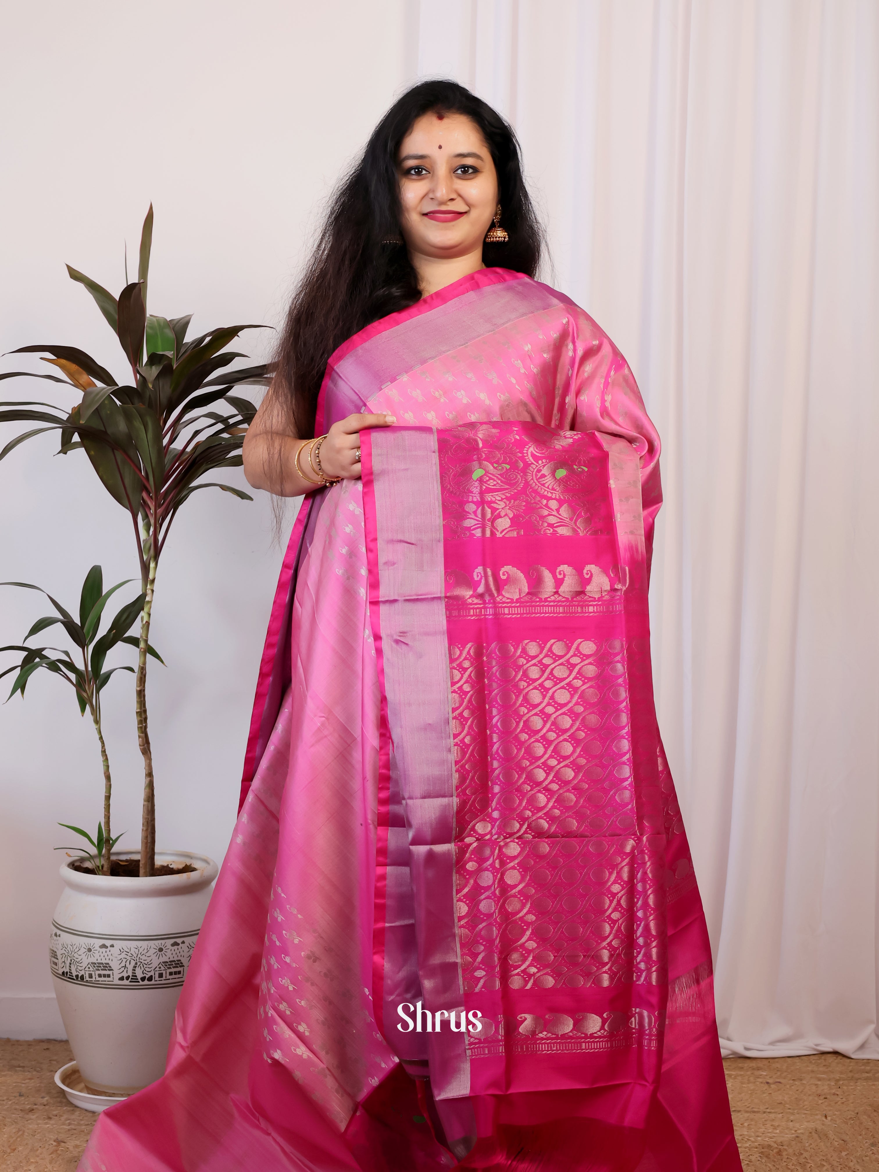 Pink - Uppada silk Saree