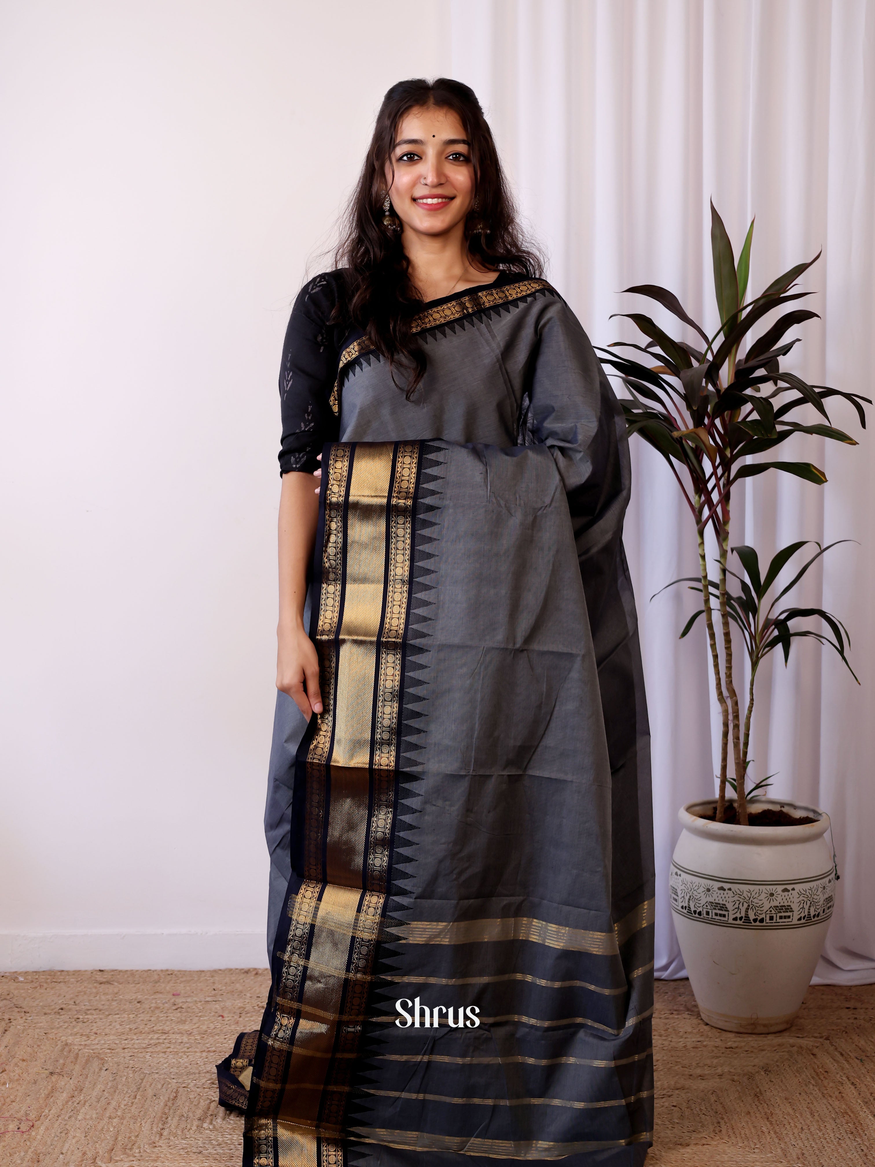 Grey& Black - Chettinad Cotton Saree