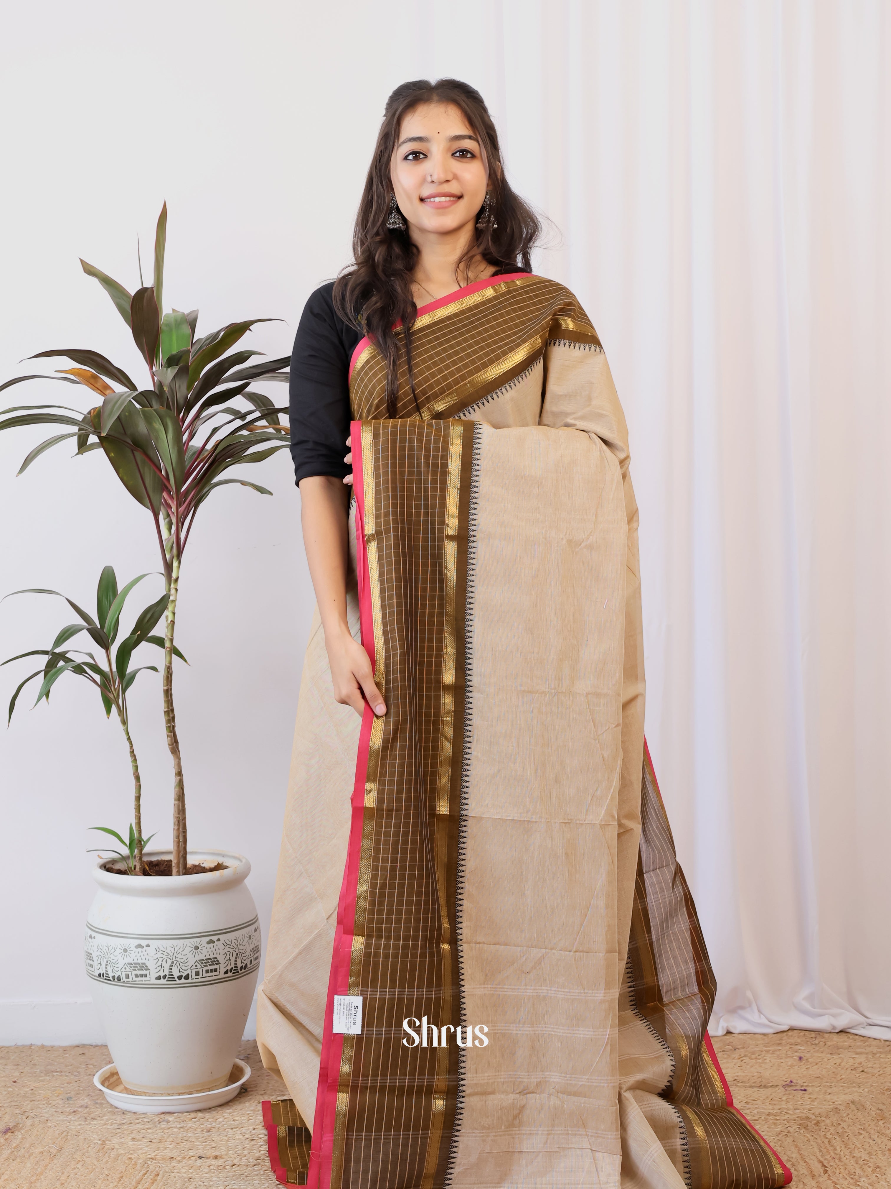 Cream & Mehandi- Chettinad Cotton Saree