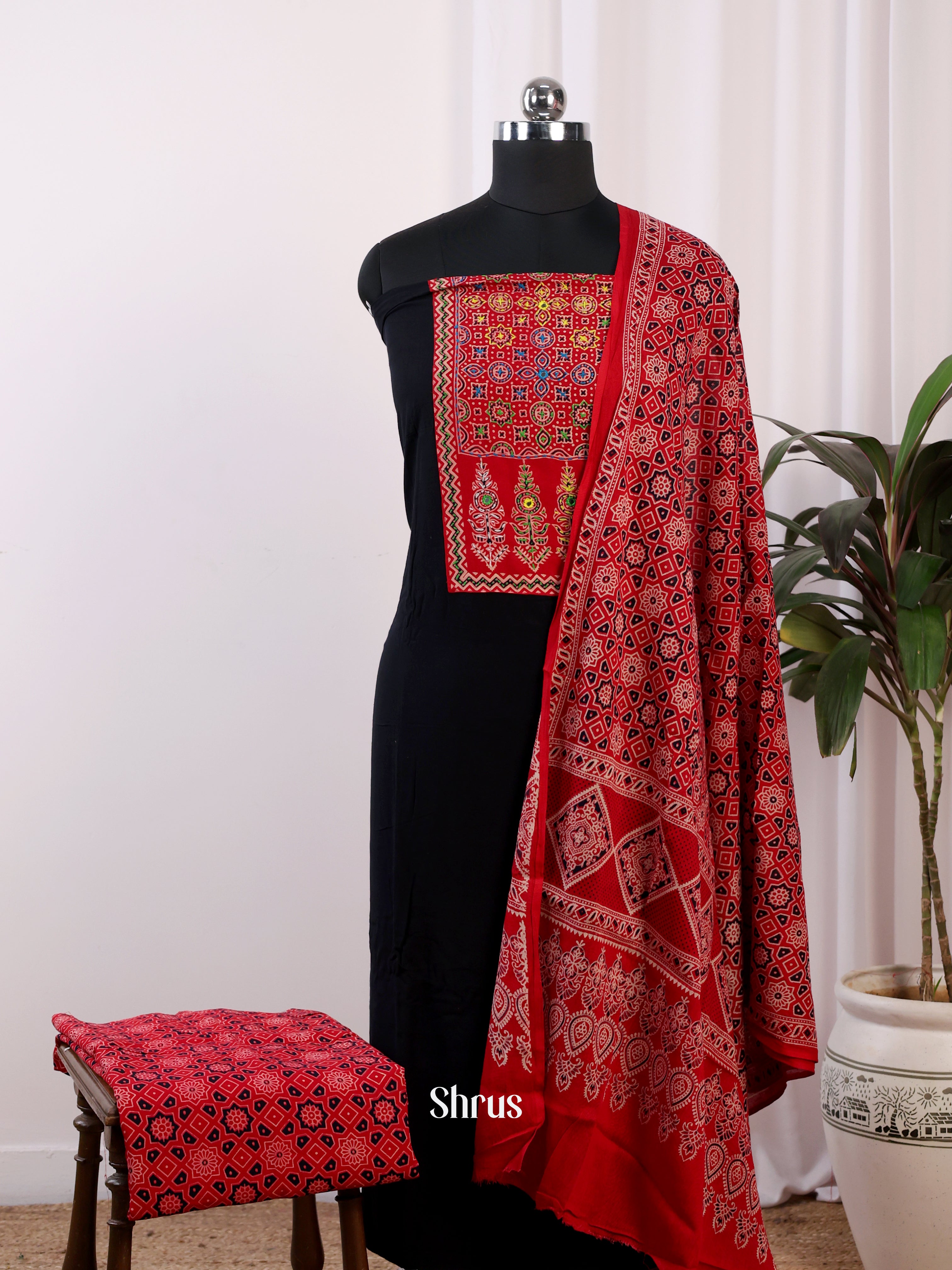 CJS07077 - Ajrakh Salwar