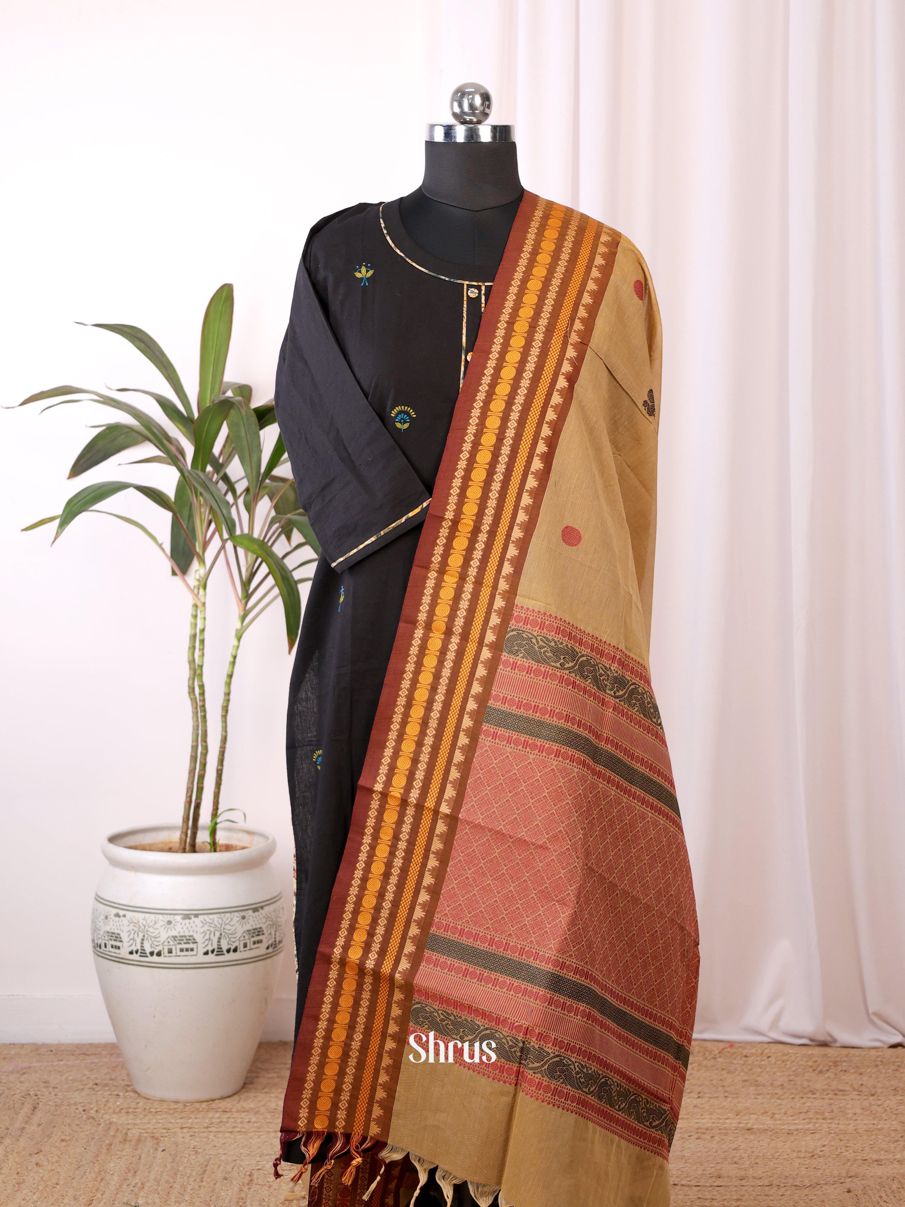 CJS07418 - Dupatta - Shop on Shrus.com