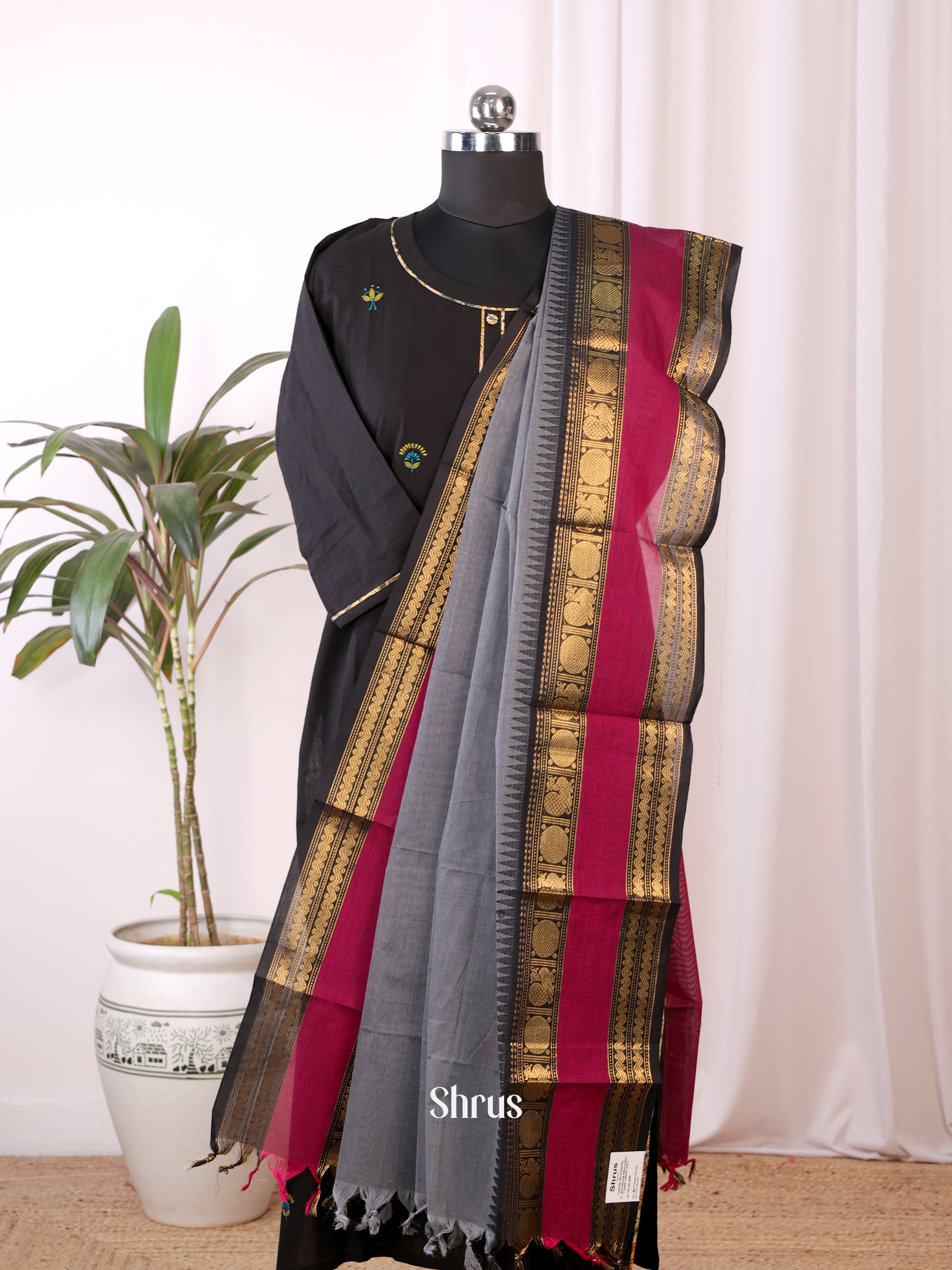 Grey & Black  - Dupatta - Shop on Shrus.com