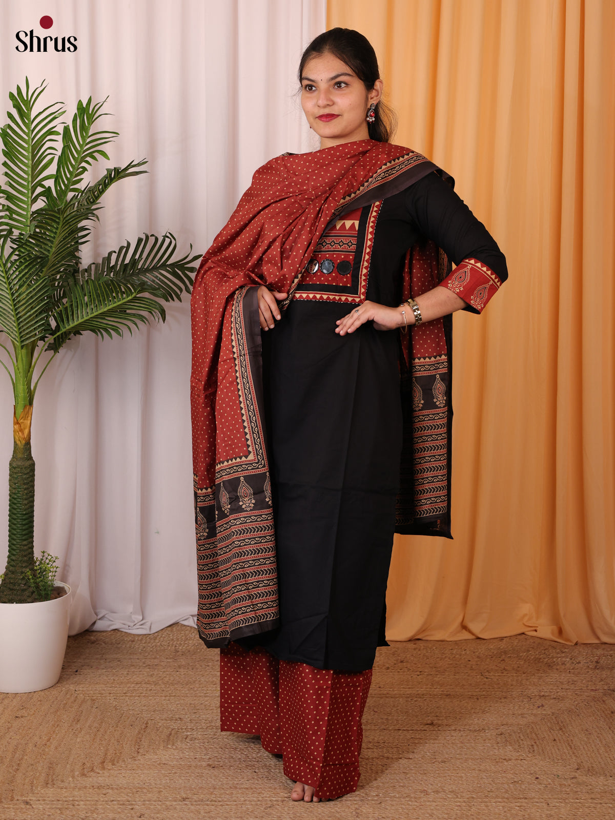 CJS08029 - Readymade Suits - Shop on Shrus.com