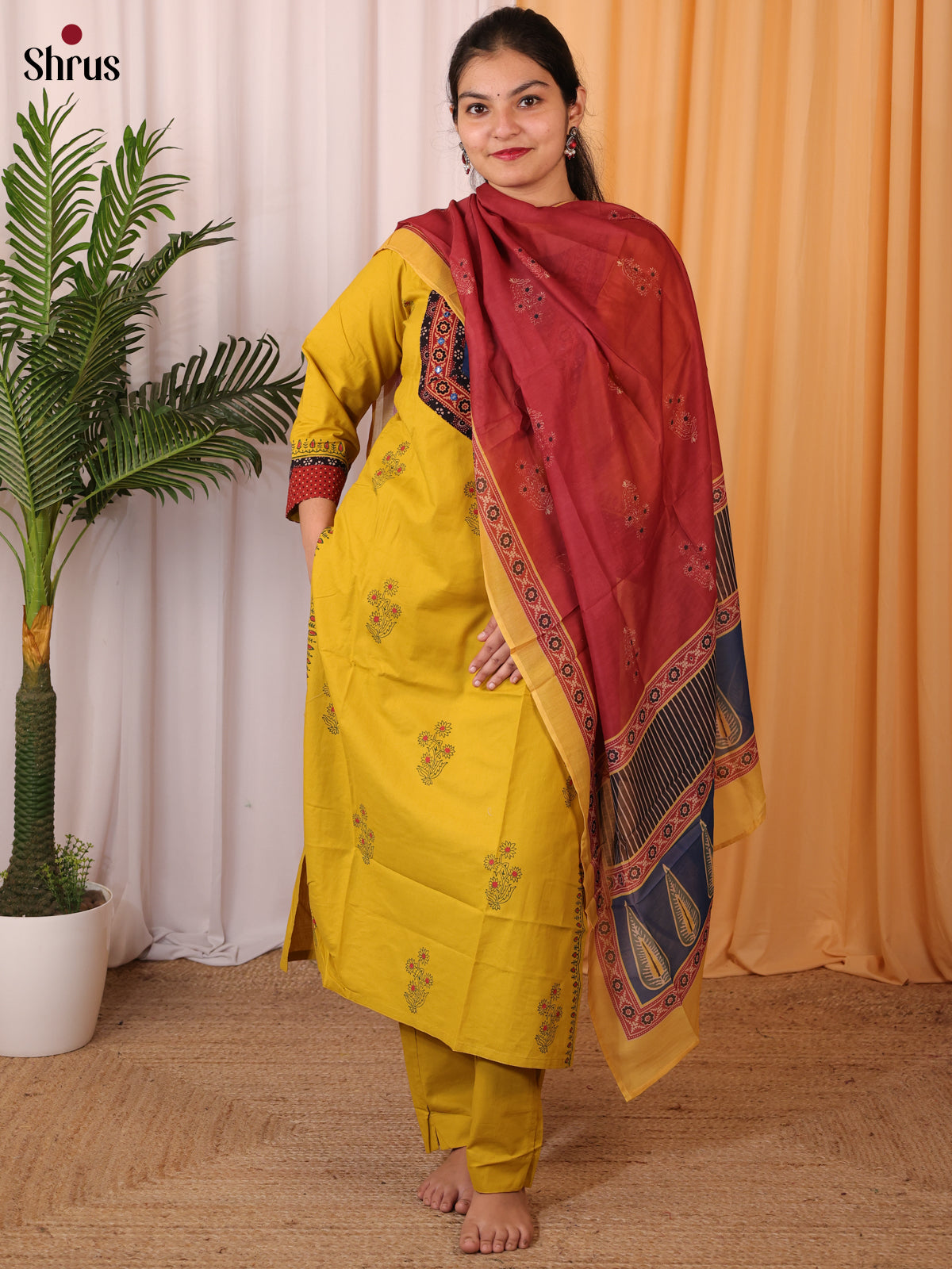 CJS08046 - Readymade Suits - Shop on Shrus.com