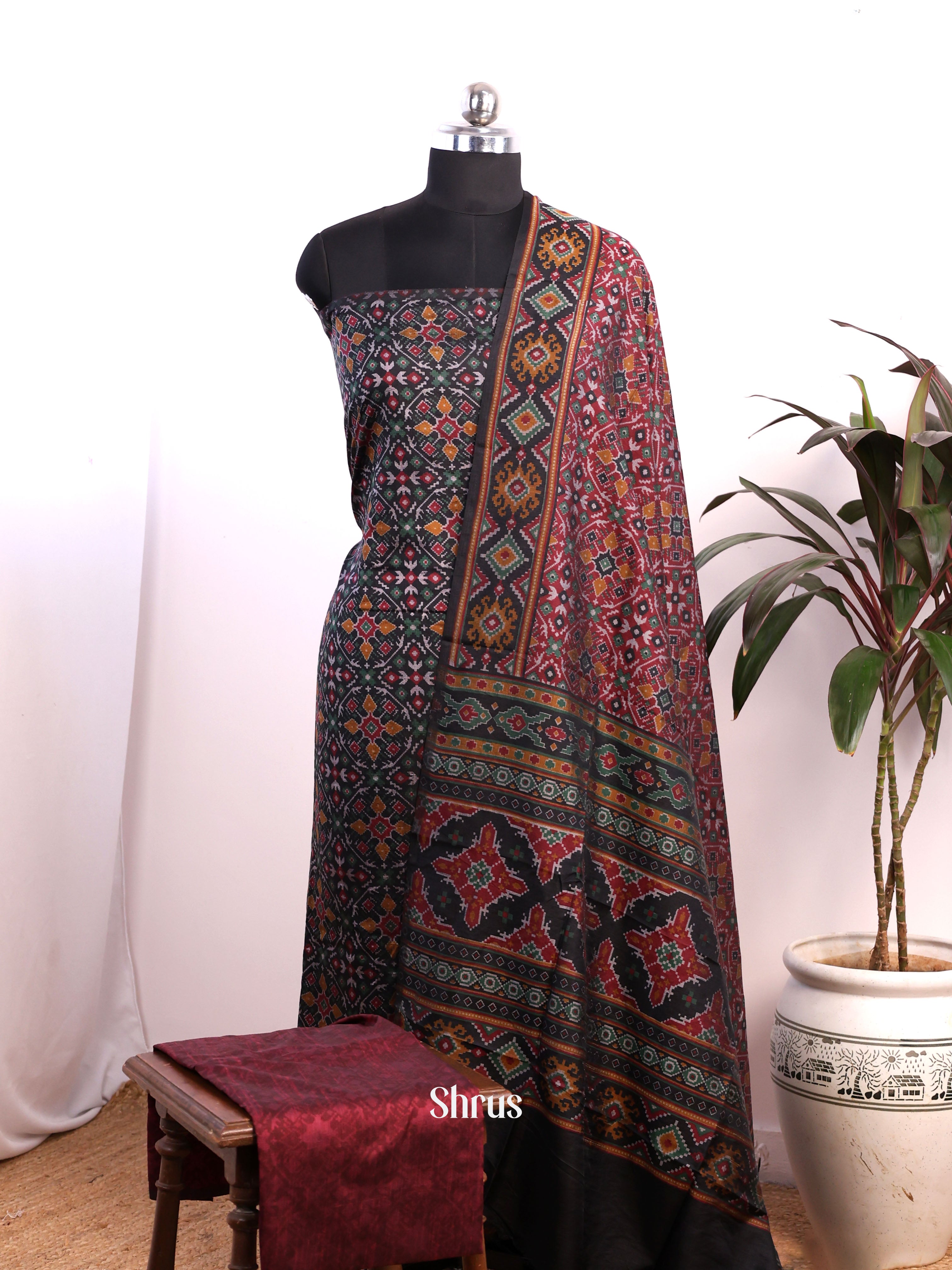 Black & Maroon - semi patola salwar