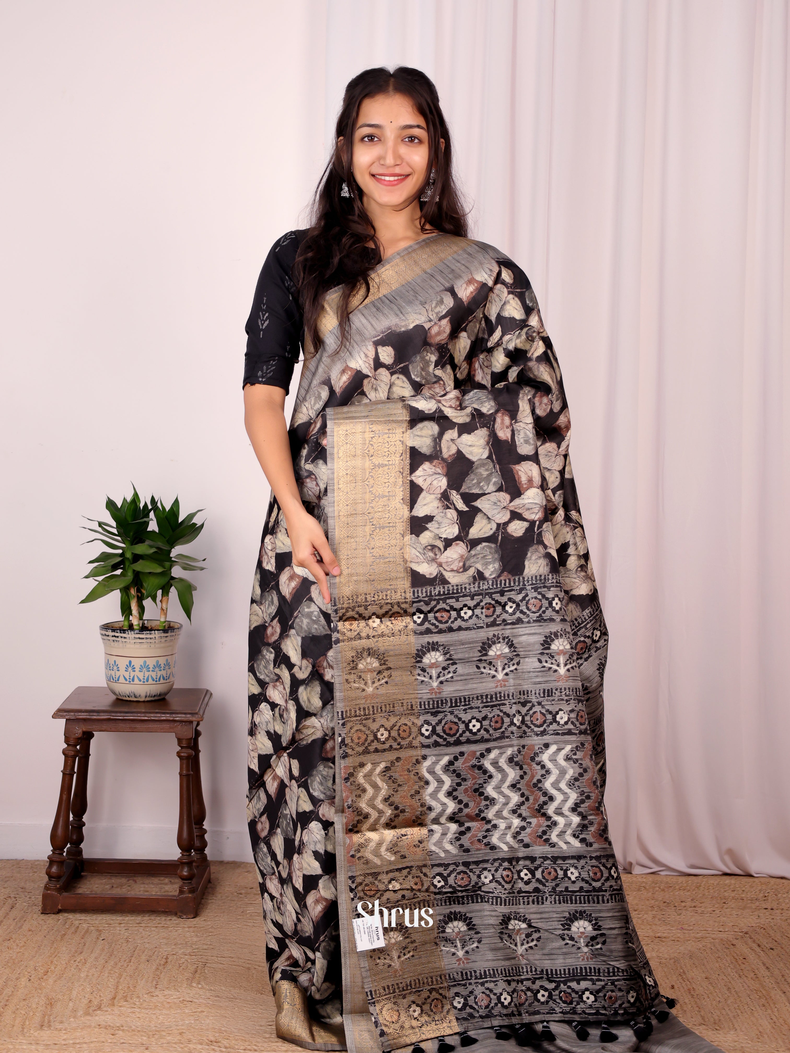 Black & Grey - Semi Dupion Saree