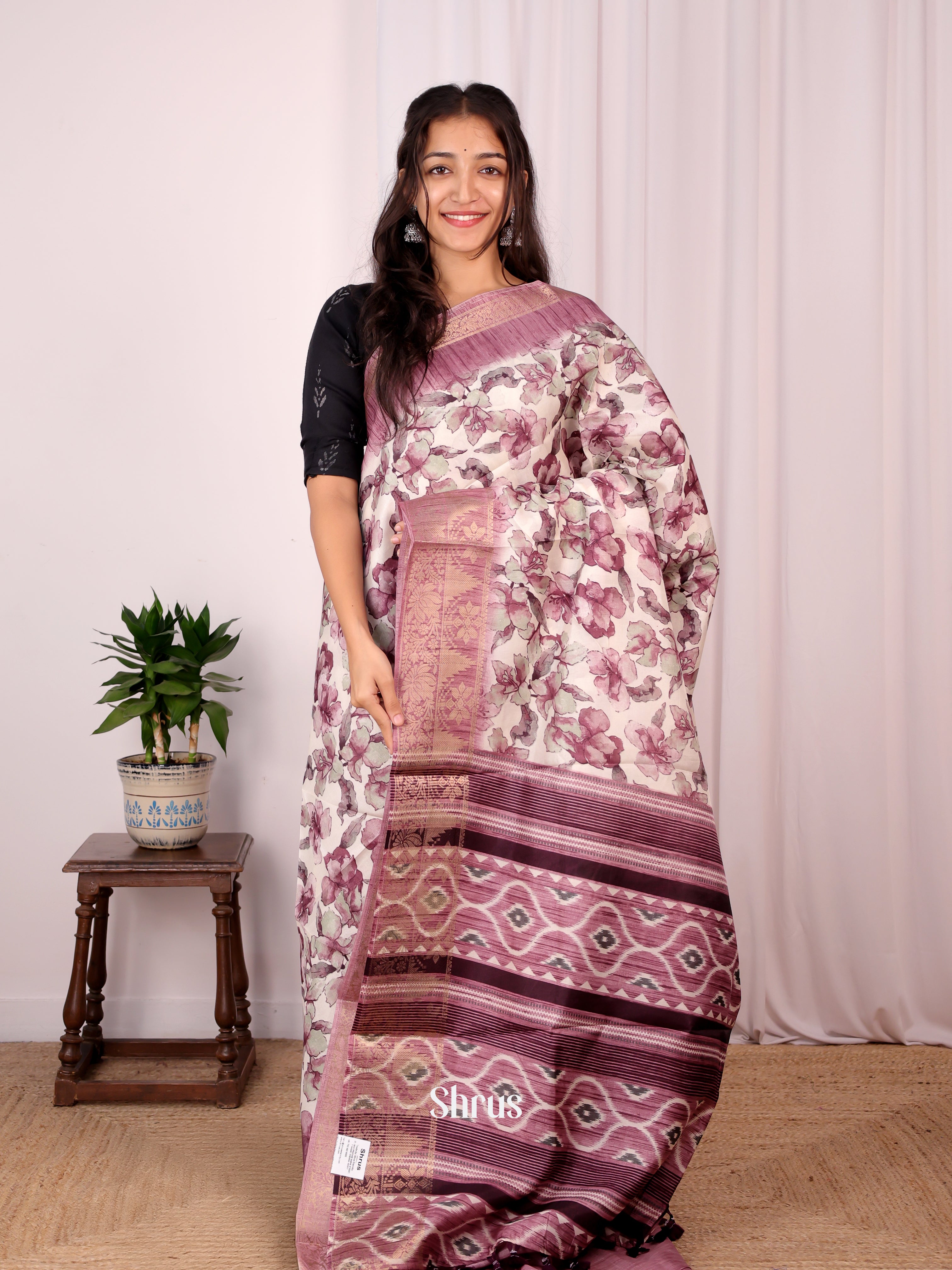 Cream & Onion Pink - Semi Dupion Saree - Shop on Shrus.com
