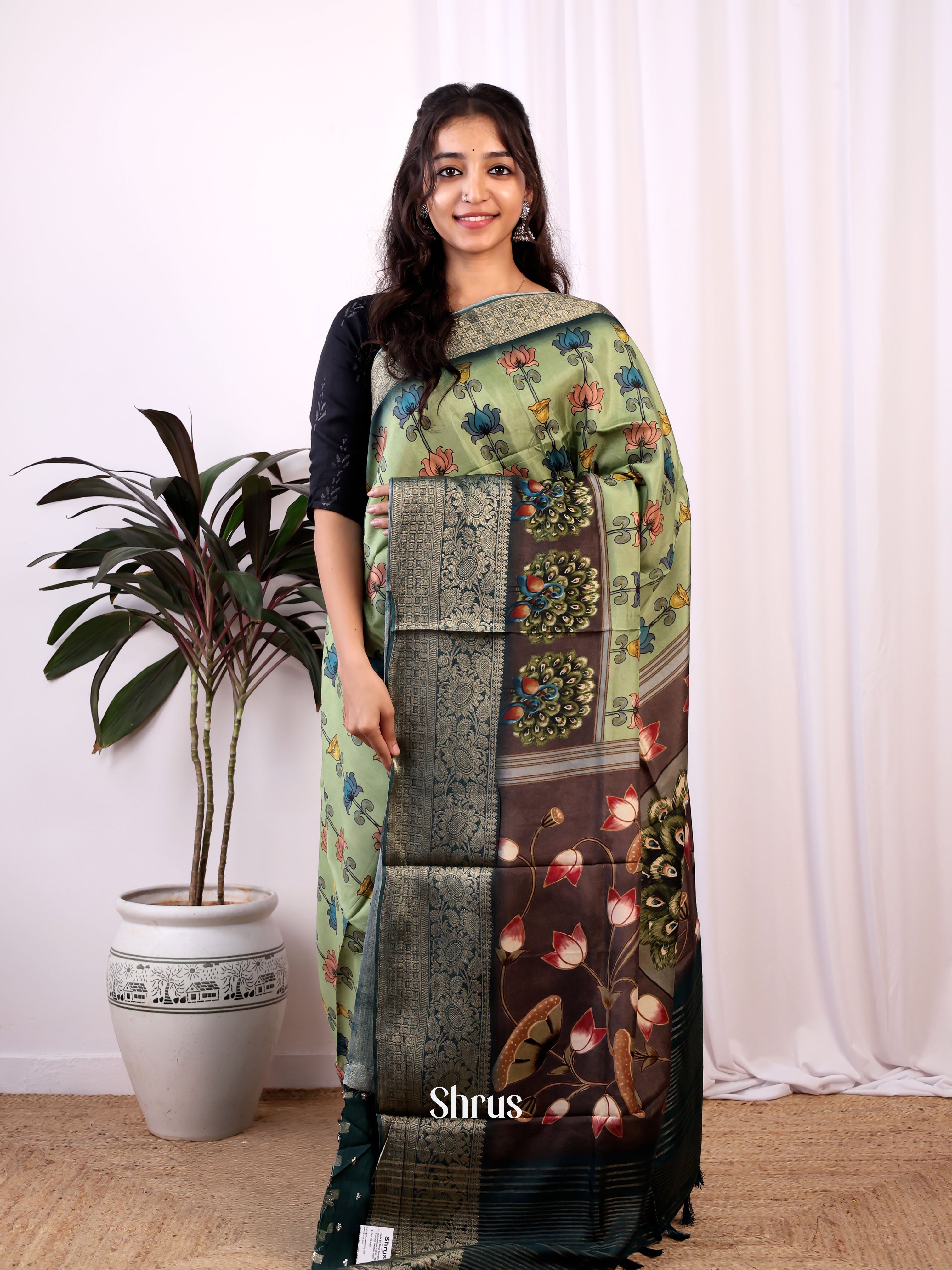 Lite Green & Green- Semi Dola silk Saree