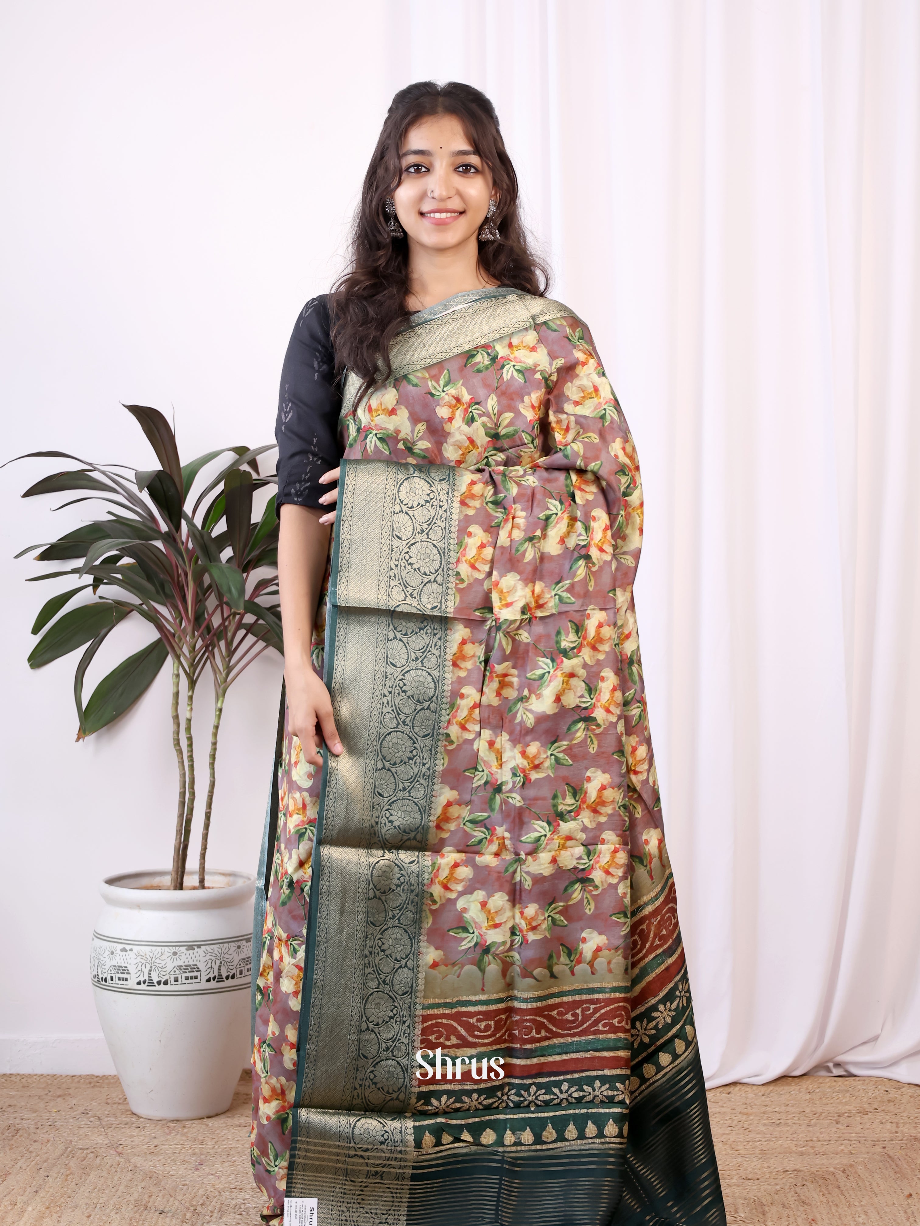 Onion Pink & Green- Semi Dola silk Saree