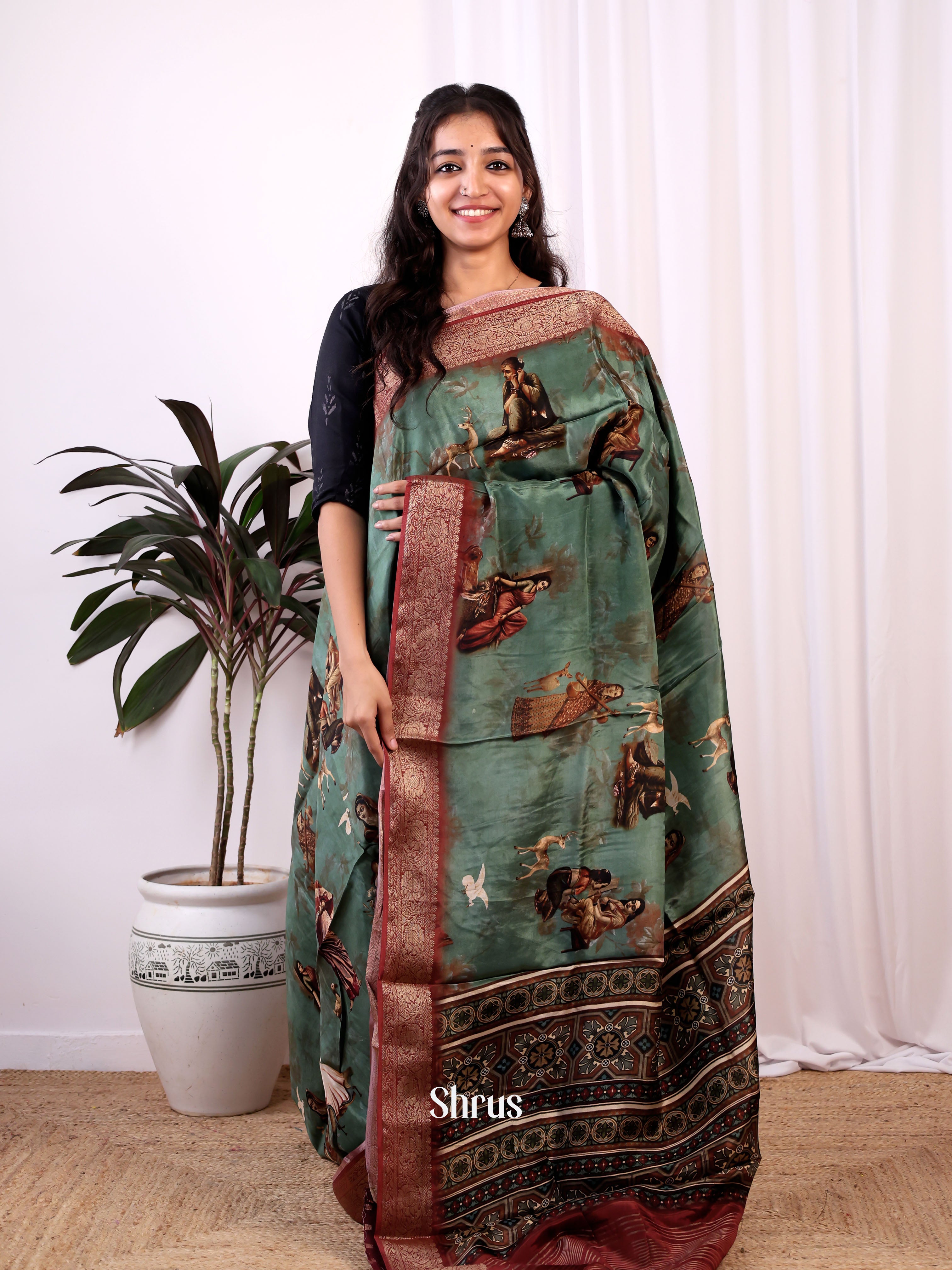 Green & Maroon - Semi Dola silk Saree