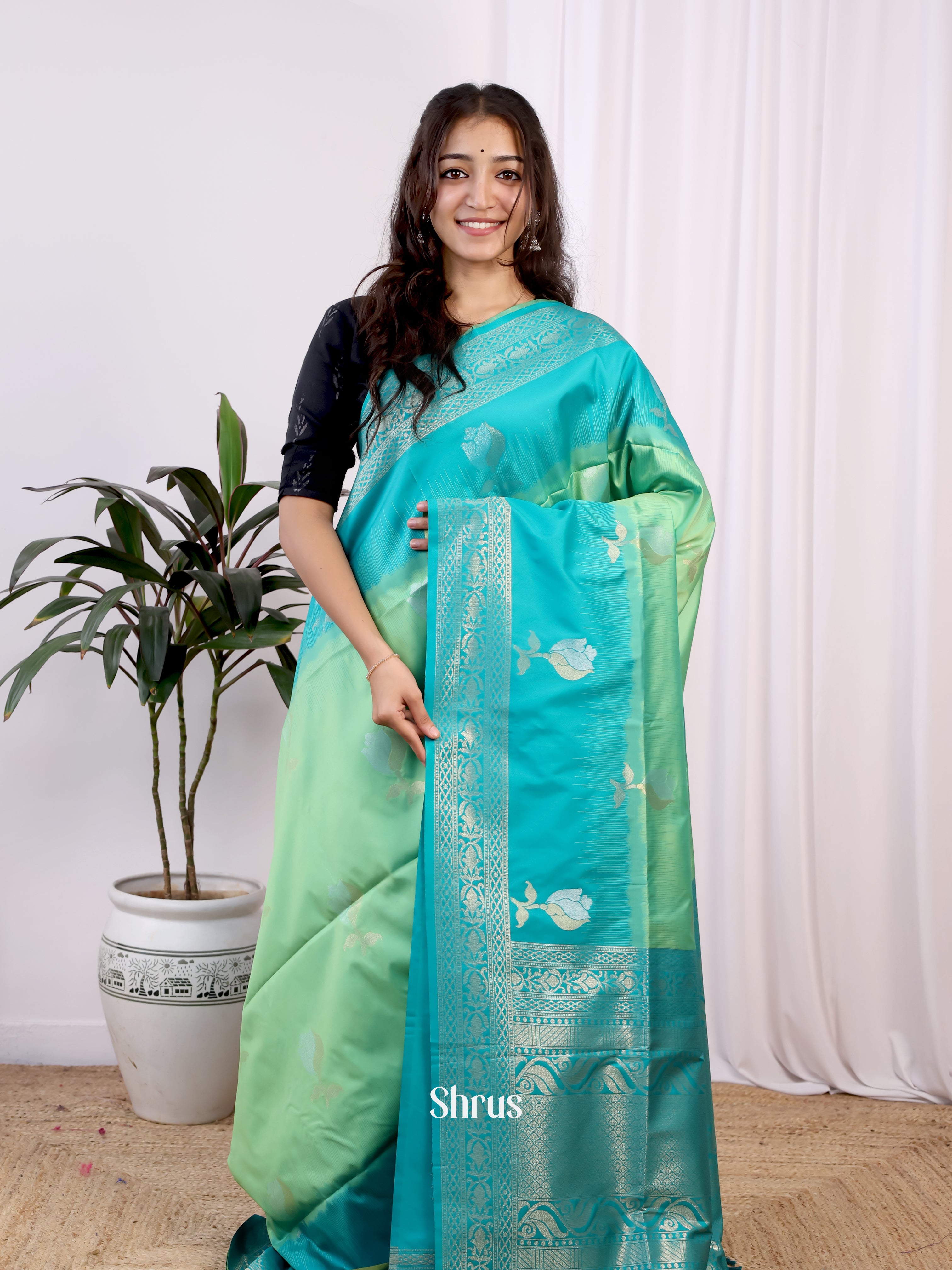 CJS10012- Semi Softsilk Saree - Shop on Shrus.com