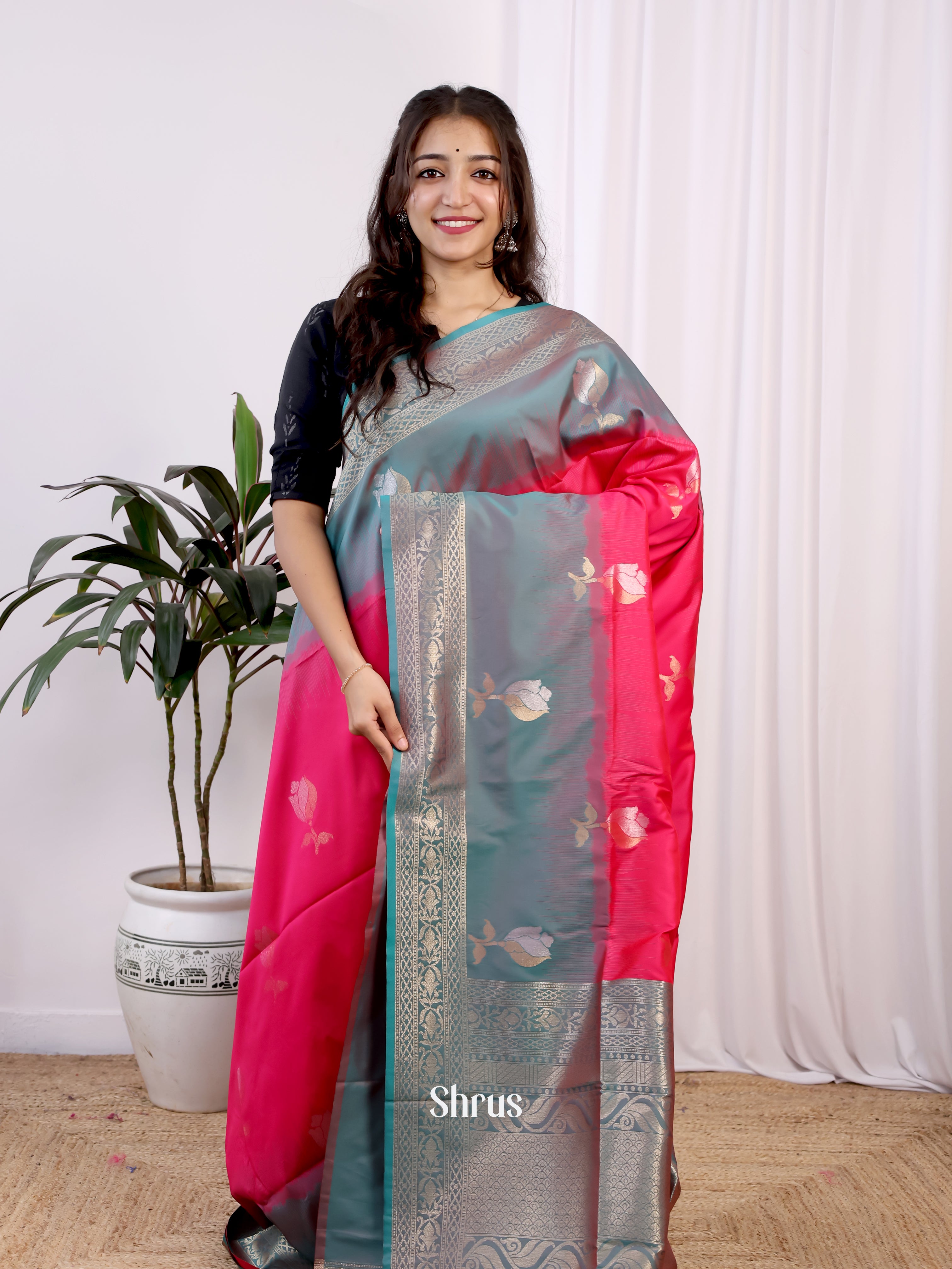 Red & Green- Semi Softsilk Saree