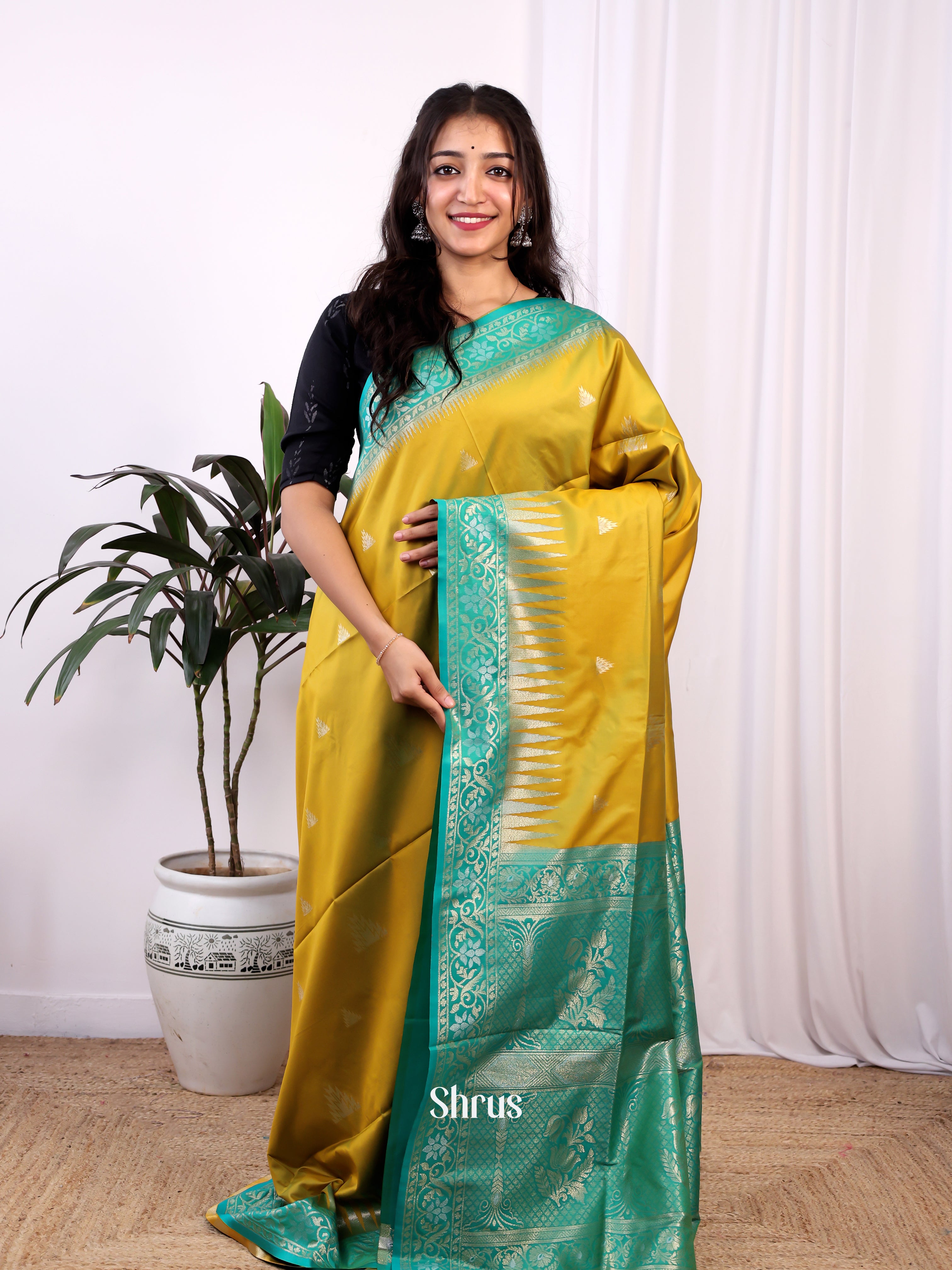 Mustardy Green & Green- Semi Softsilk Saree