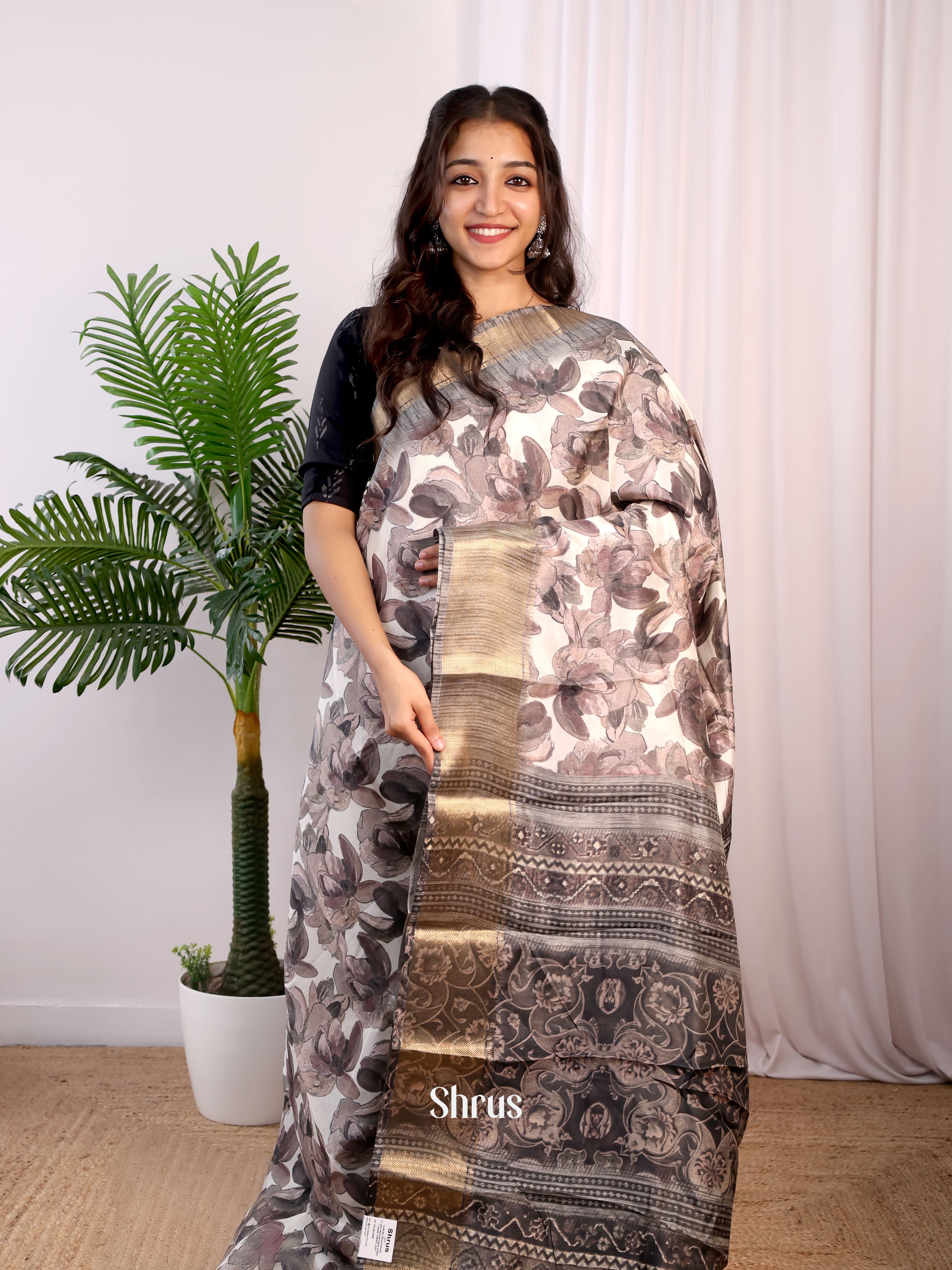 Cream & Grey - Semi Crepe Saree