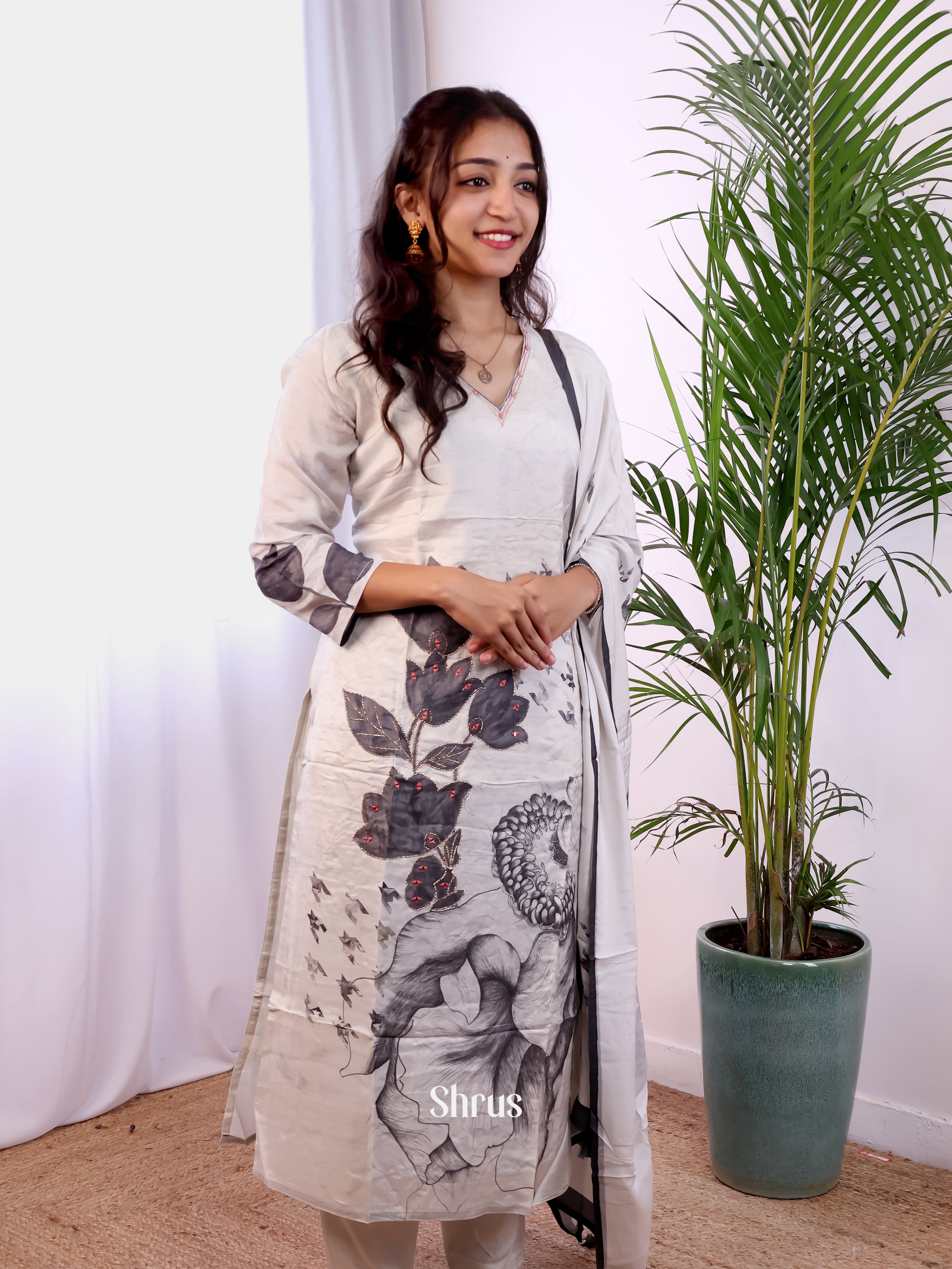 White & Black- 3pc Digital printed Readymade Suits