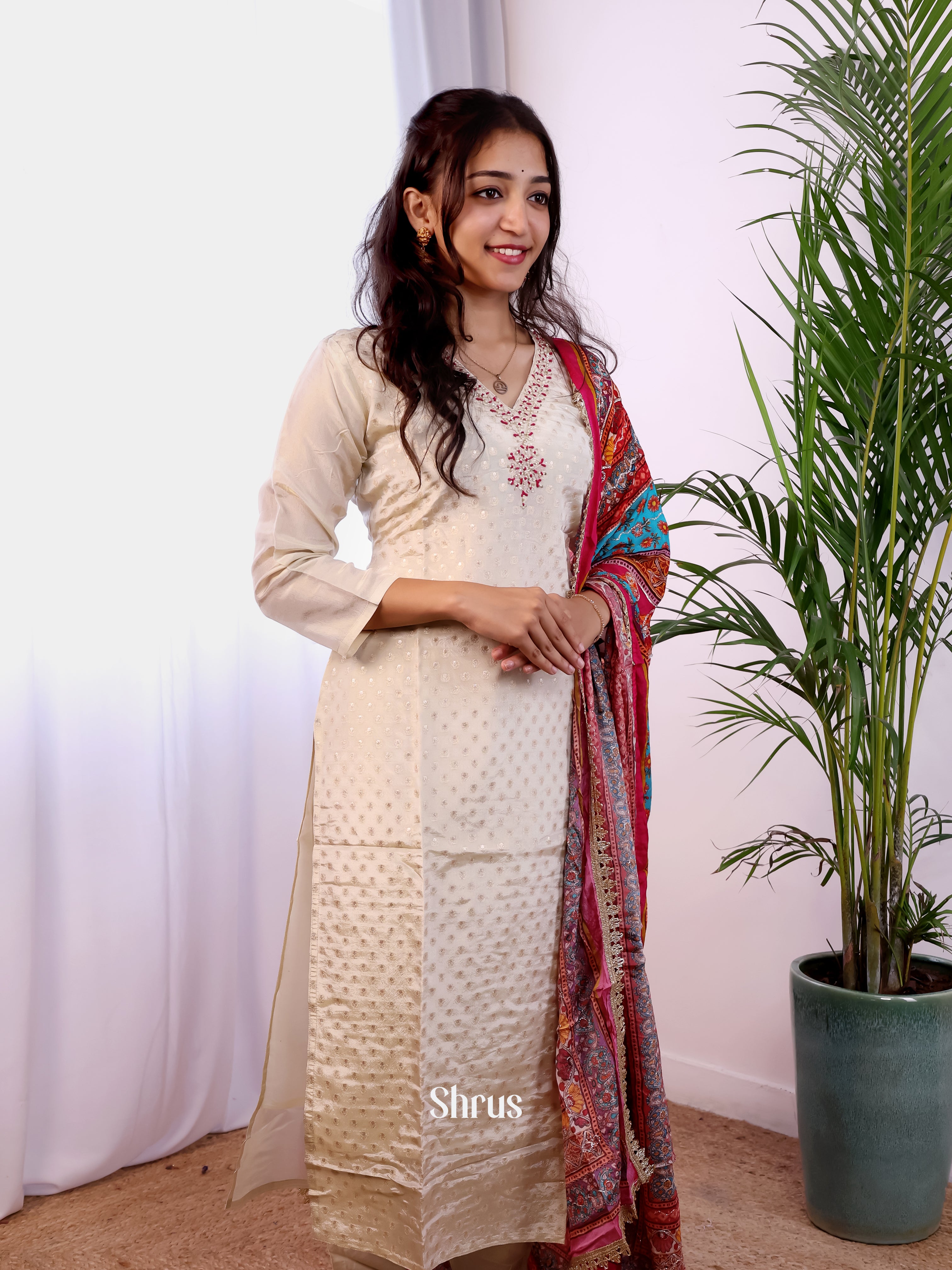 Cream & Red - 3pc Readymade Suits