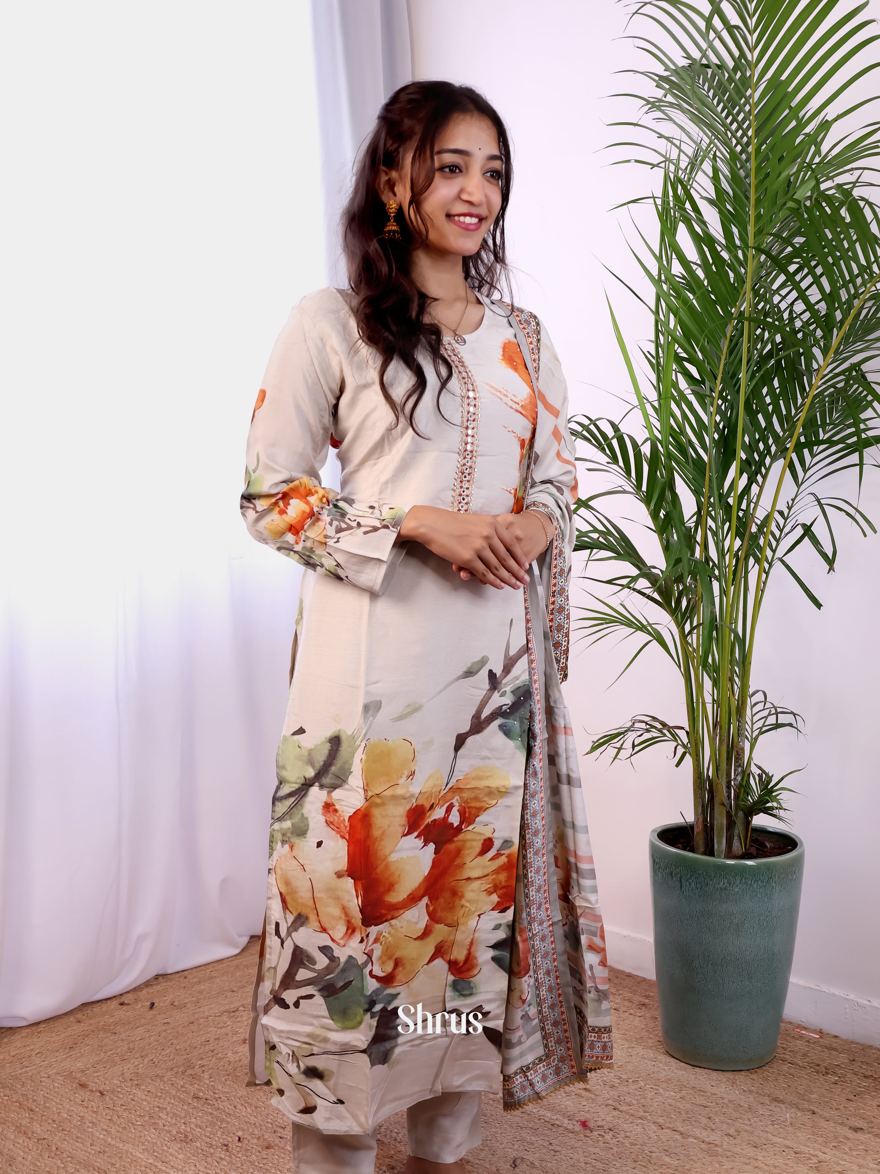 Cream - 3pc digital printed Readymade Suits