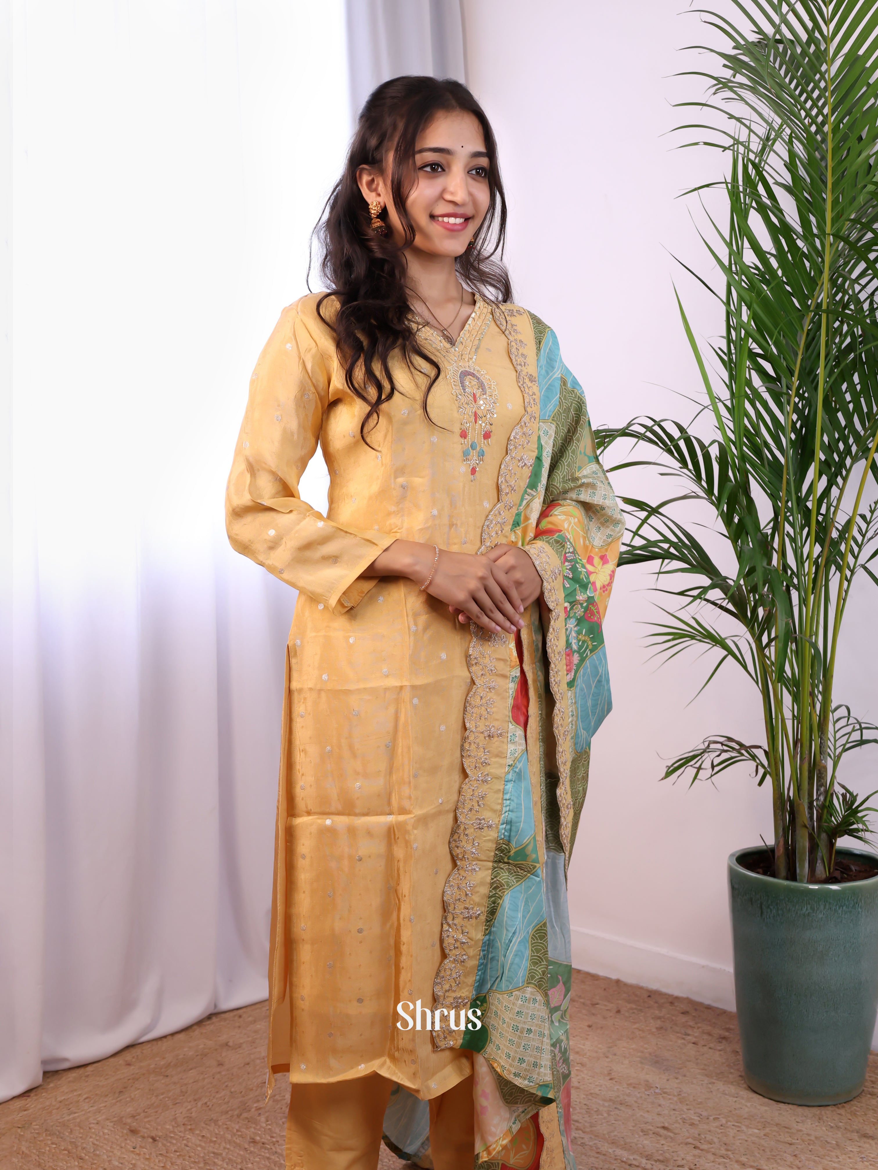 Pale Orange -3pc  Readymade Suits